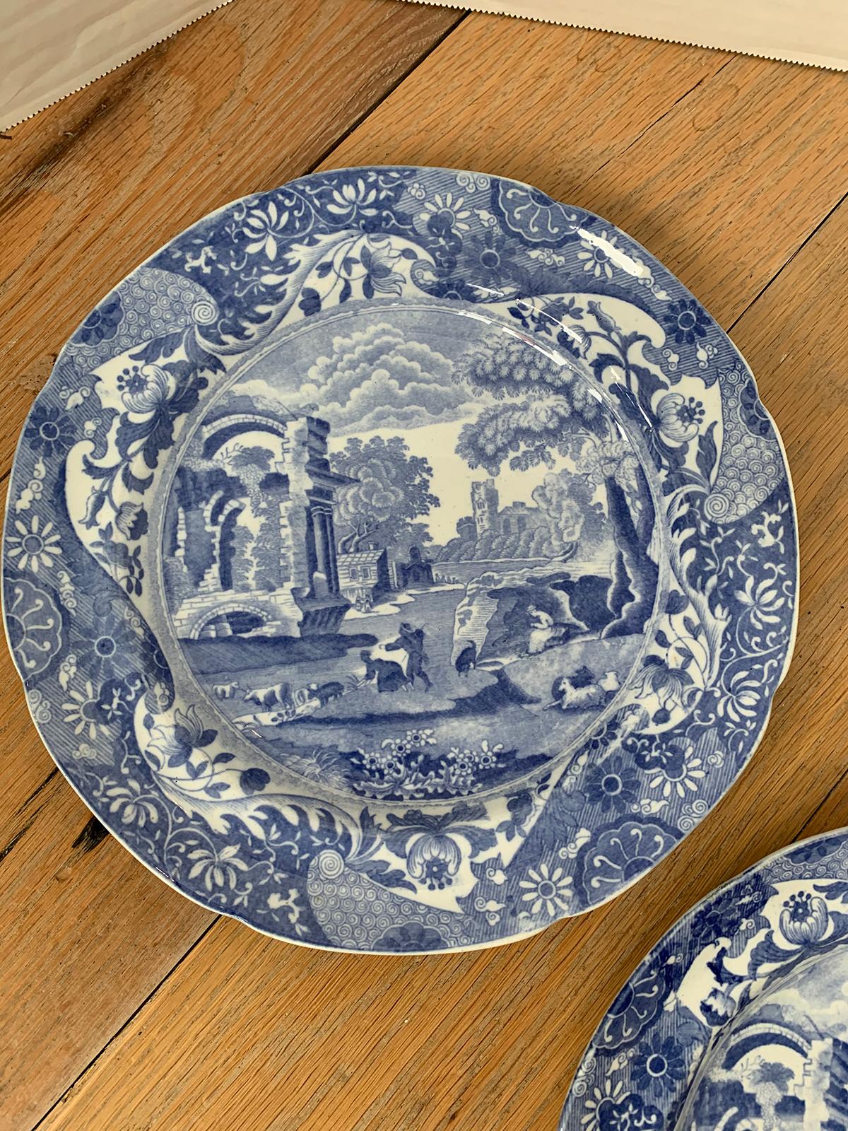 Set of Five 19th Century English Blue and White Copeland Spode Porcelain Plates For Sale 8