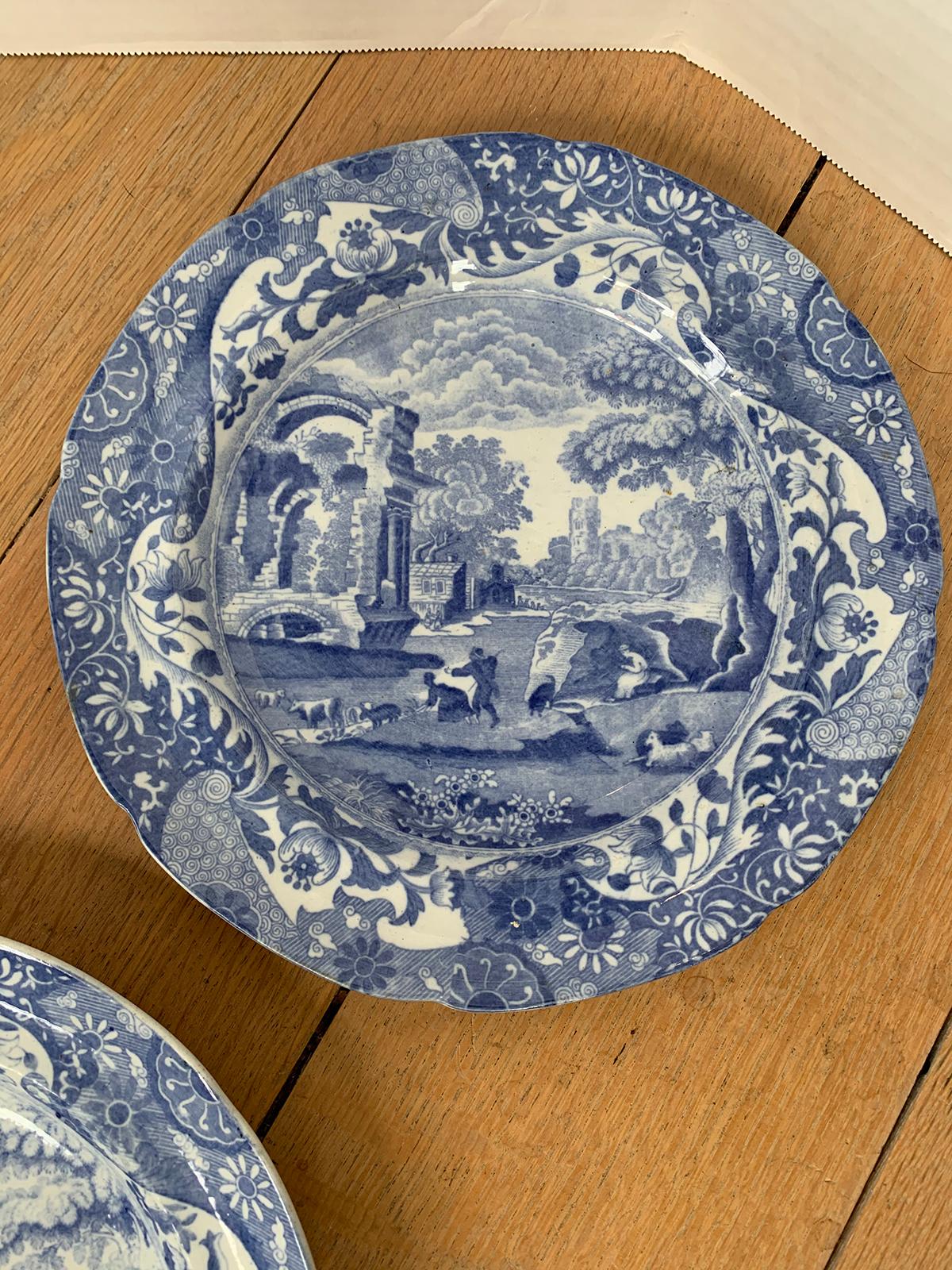 Set of Five 19th Century English Blue and White Copeland Spode Porcelain Plates For Sale 9