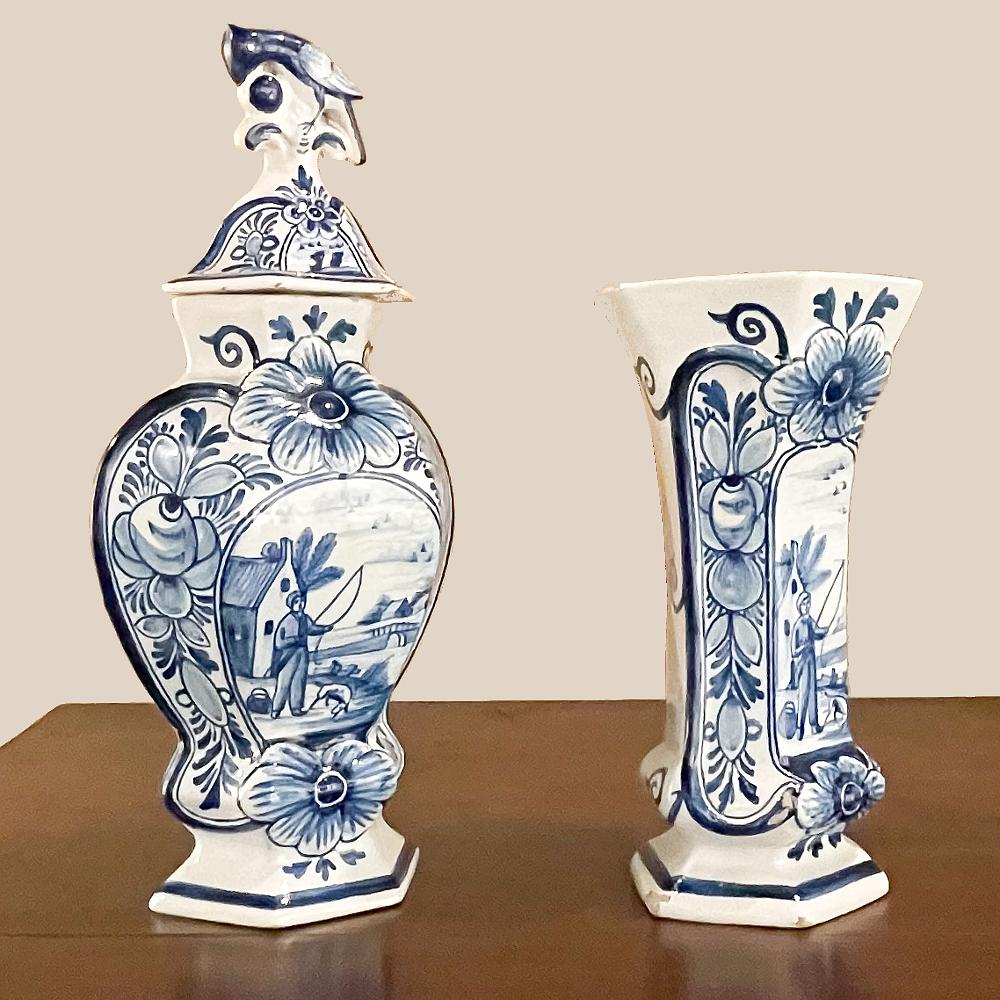 Set of Five 18th Century Hand Painted Delft Vases Including 3 Lidded Urns For Sale 7