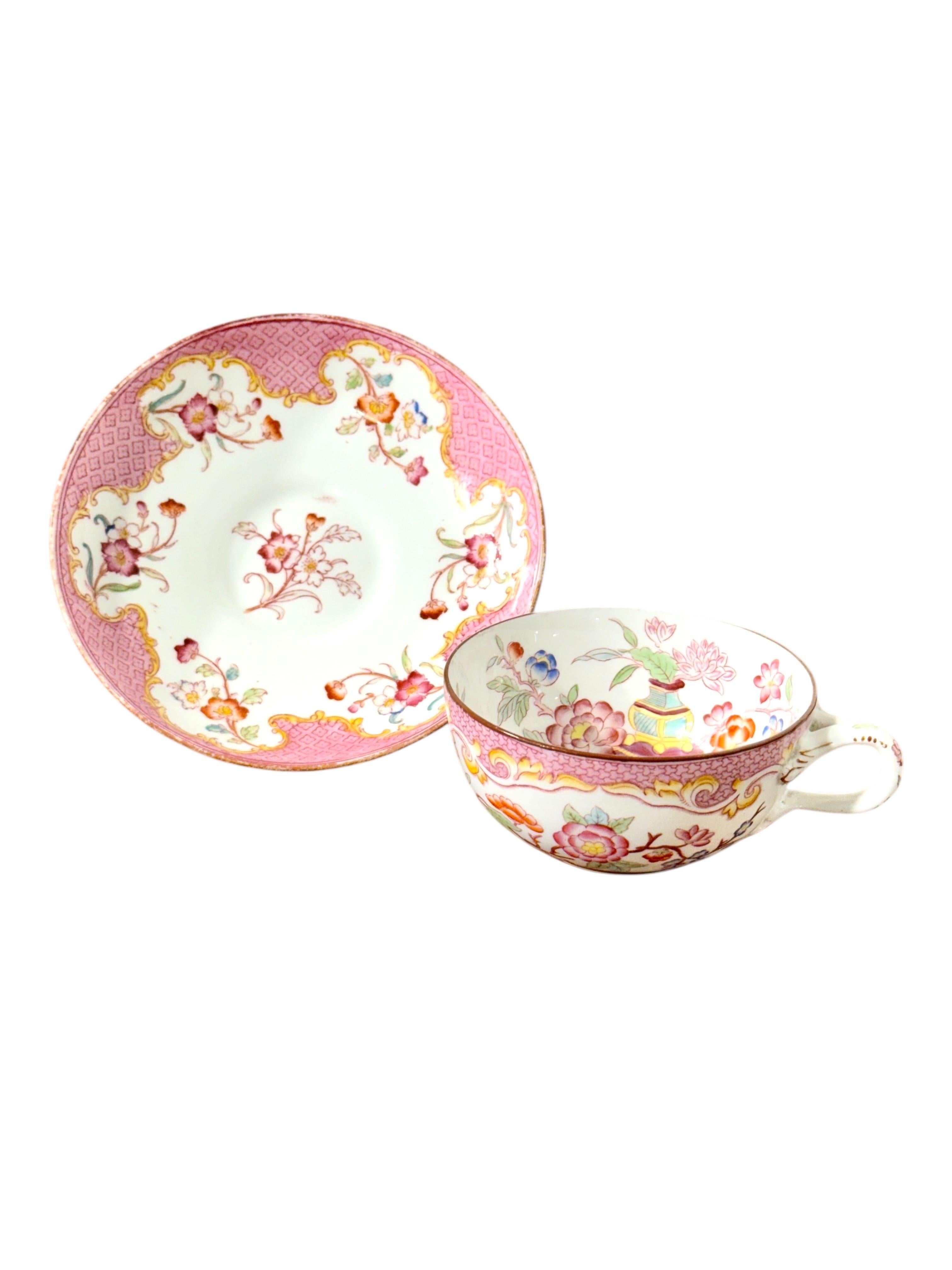 Francese Set di cinque tazze e piattini policromi Samson Paris del XIX secolo in vendita