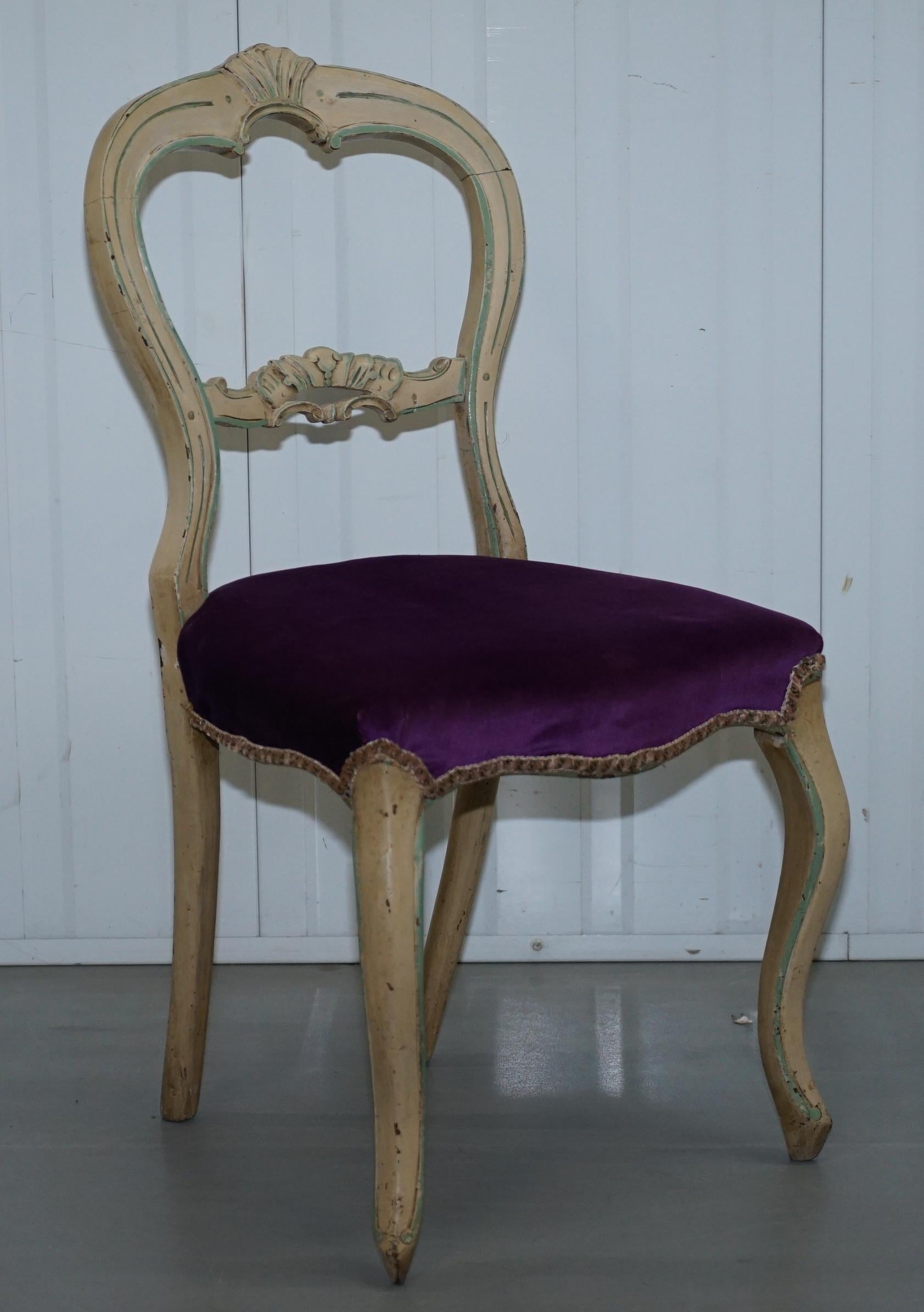 We are delighted to offer for sale this nice set of five original Victorian Medallion back dining chairs handmade in France with period shabby chic paint

A very decorative and traditional set of dining chairs, nice to find a set of five, ideal