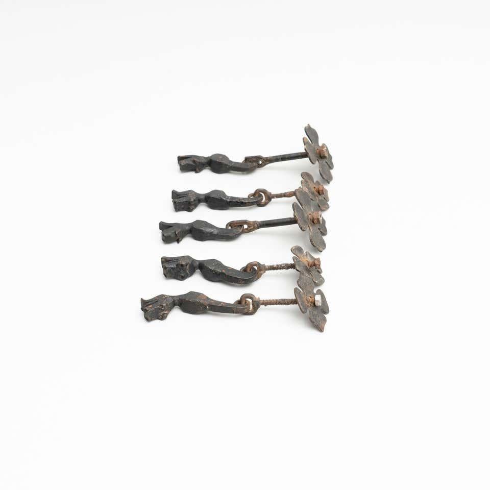 Set of Five Antique Catalan Modernist Metal Handles, circa 1930 In Good Condition For Sale In Barcelona, Barcelona