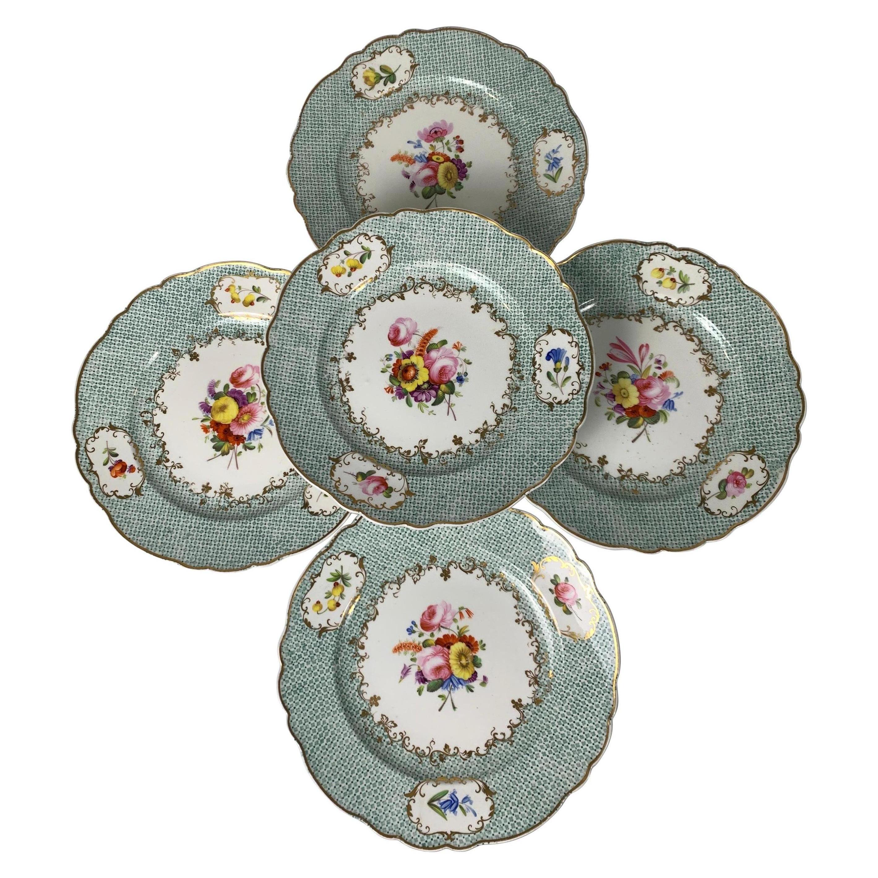 Ensemble de cinq plats en porcelaine ancienne peints à la main, Angleterre, vers 1830