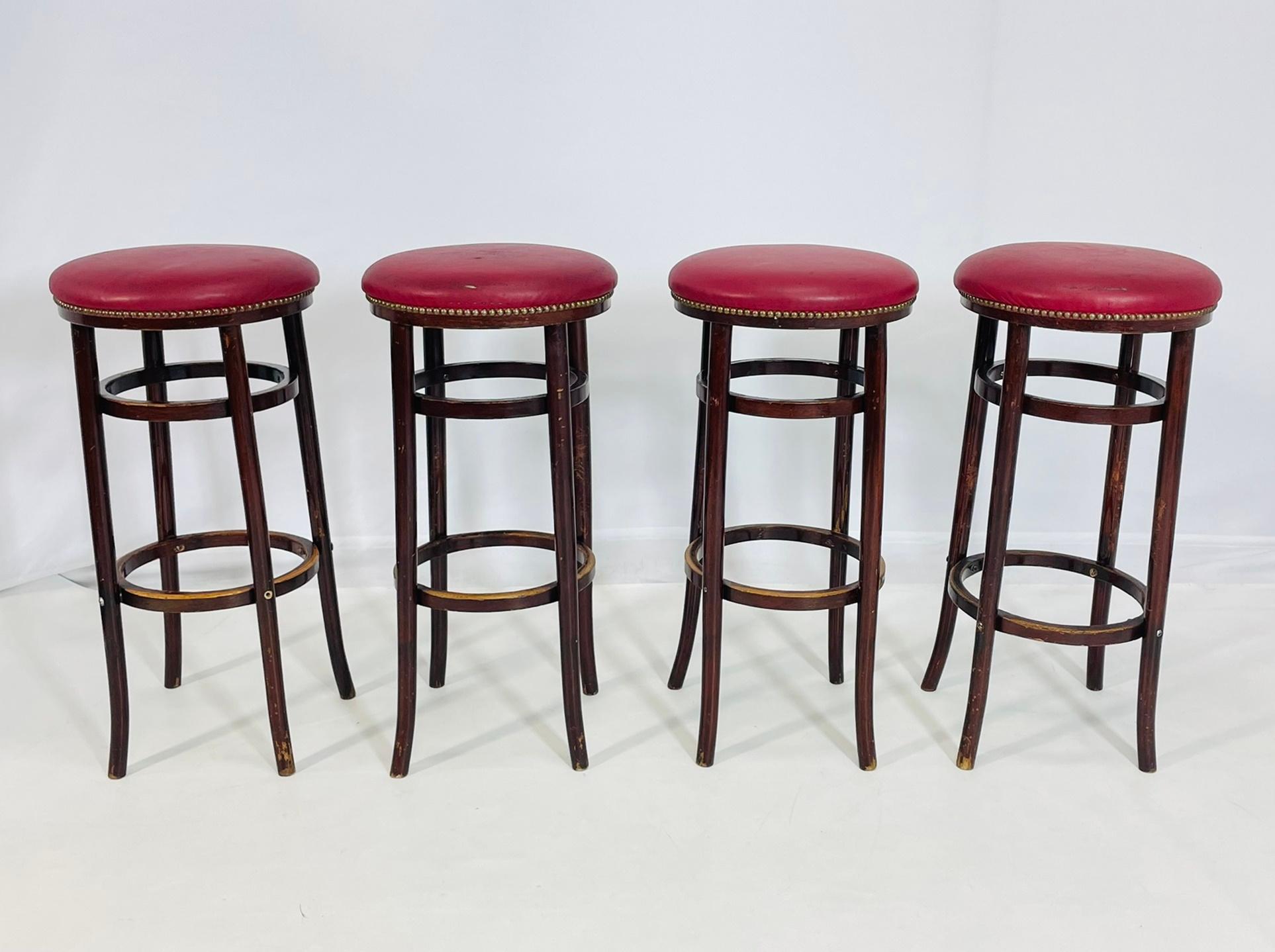Américain Ensemble de cinq tabourets de bar de Michael Thonet pour Thonet Furniture, États-Unis, années 1960 en vente
