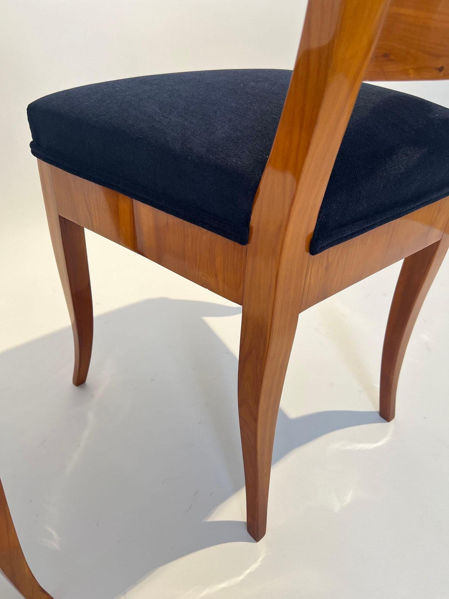 Fünf Biedermeier Stühle, Kirsche Wood, Deutschland um 1830 im Angebot 4