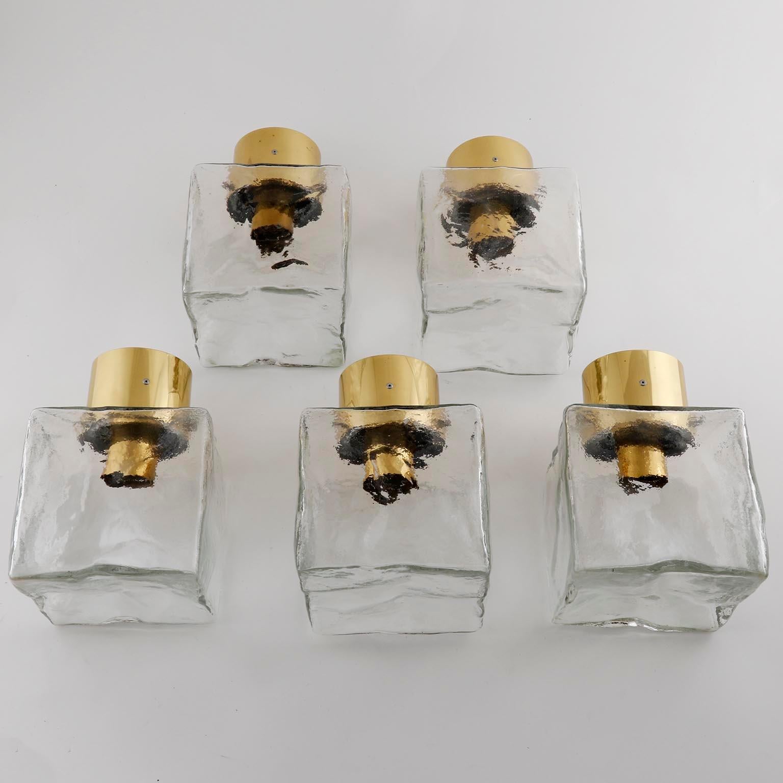 Set of Five Brass Ice Glass Cube Flush Mount Lights by Kalmar, 1970s In Excellent Condition For Sale In Hausmannstätten, AT