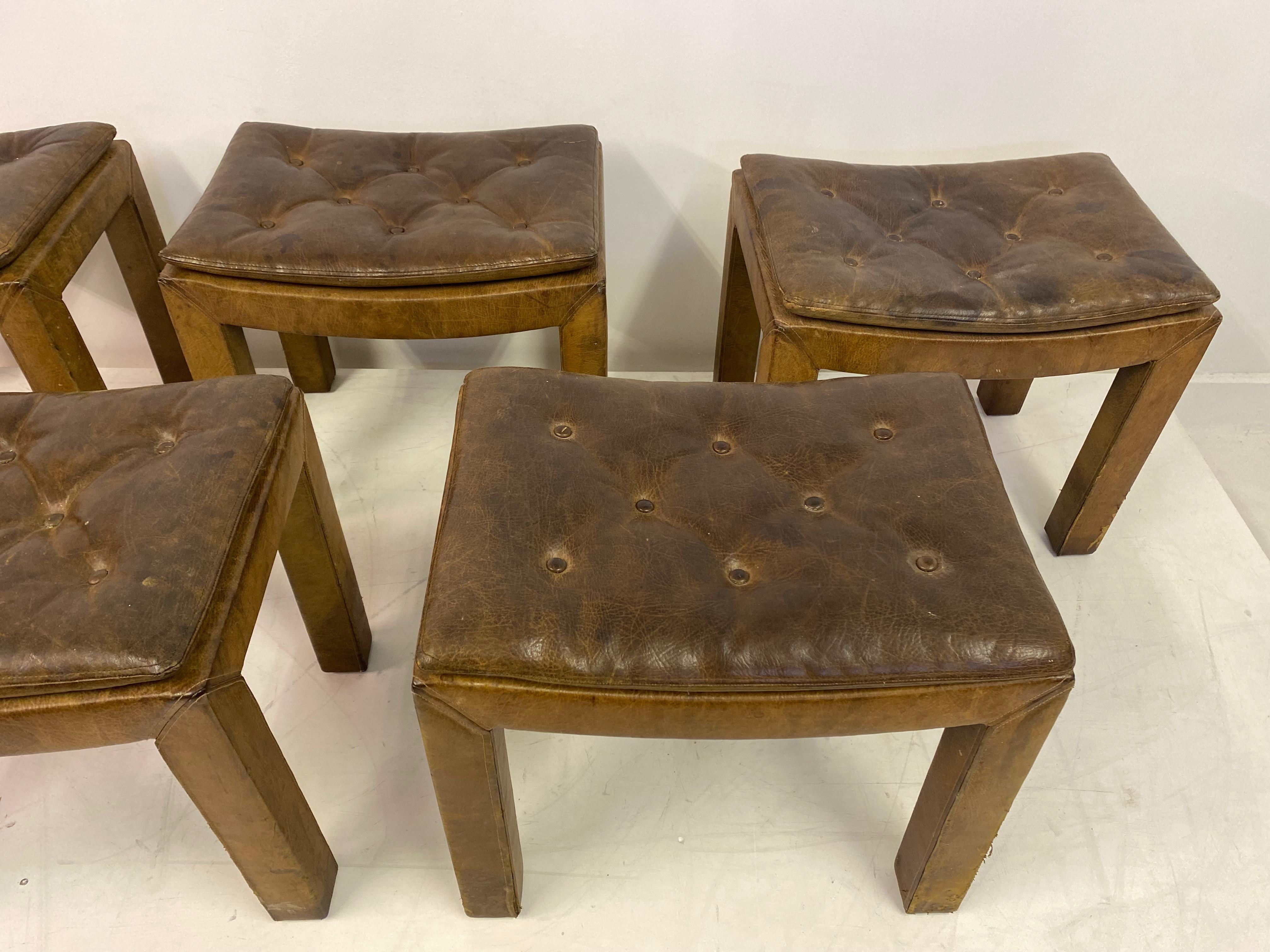 Set of Five Buttoned Leather Stools In Good Condition For Sale In London, London