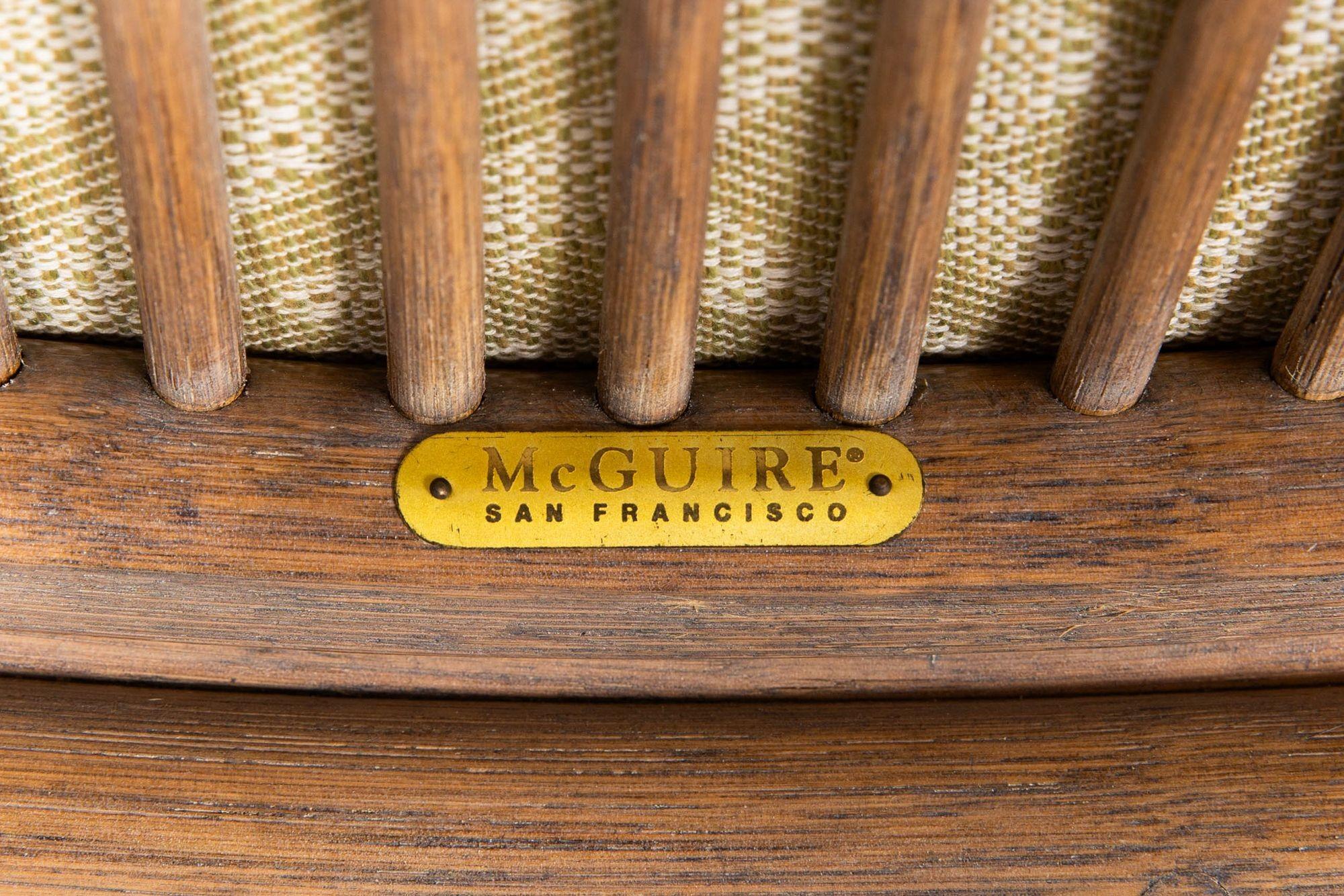 Ensemble de cinq chaises de salle à manger en rotin cérusé avec table en bambou de McGuire en vente 7