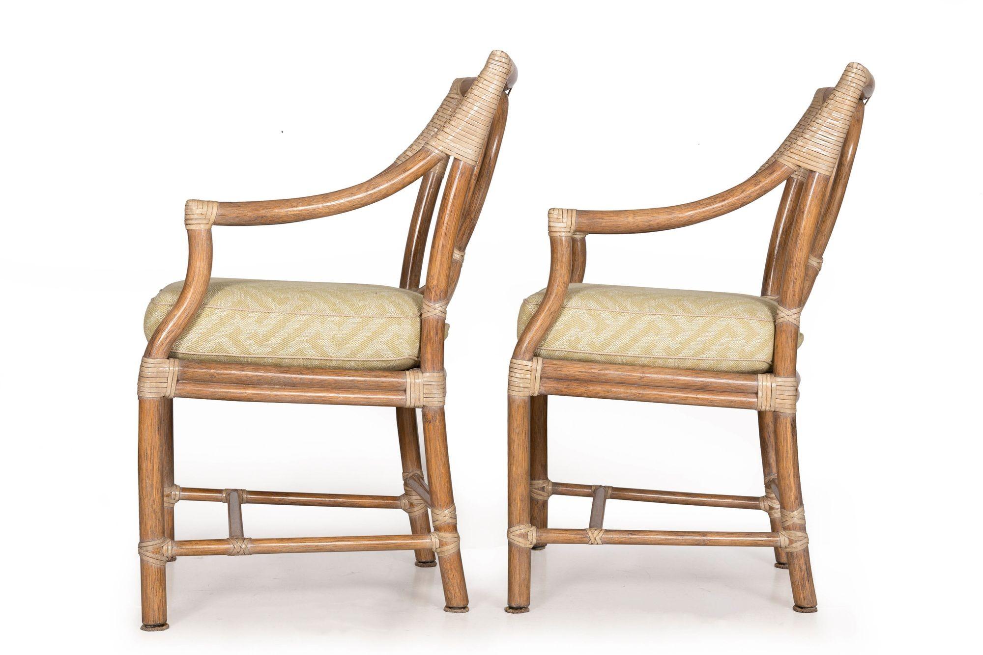 Ensemble de cinq chaises de salle à manger en rotin cérusé avec table en bambou de McGuire en vente 11