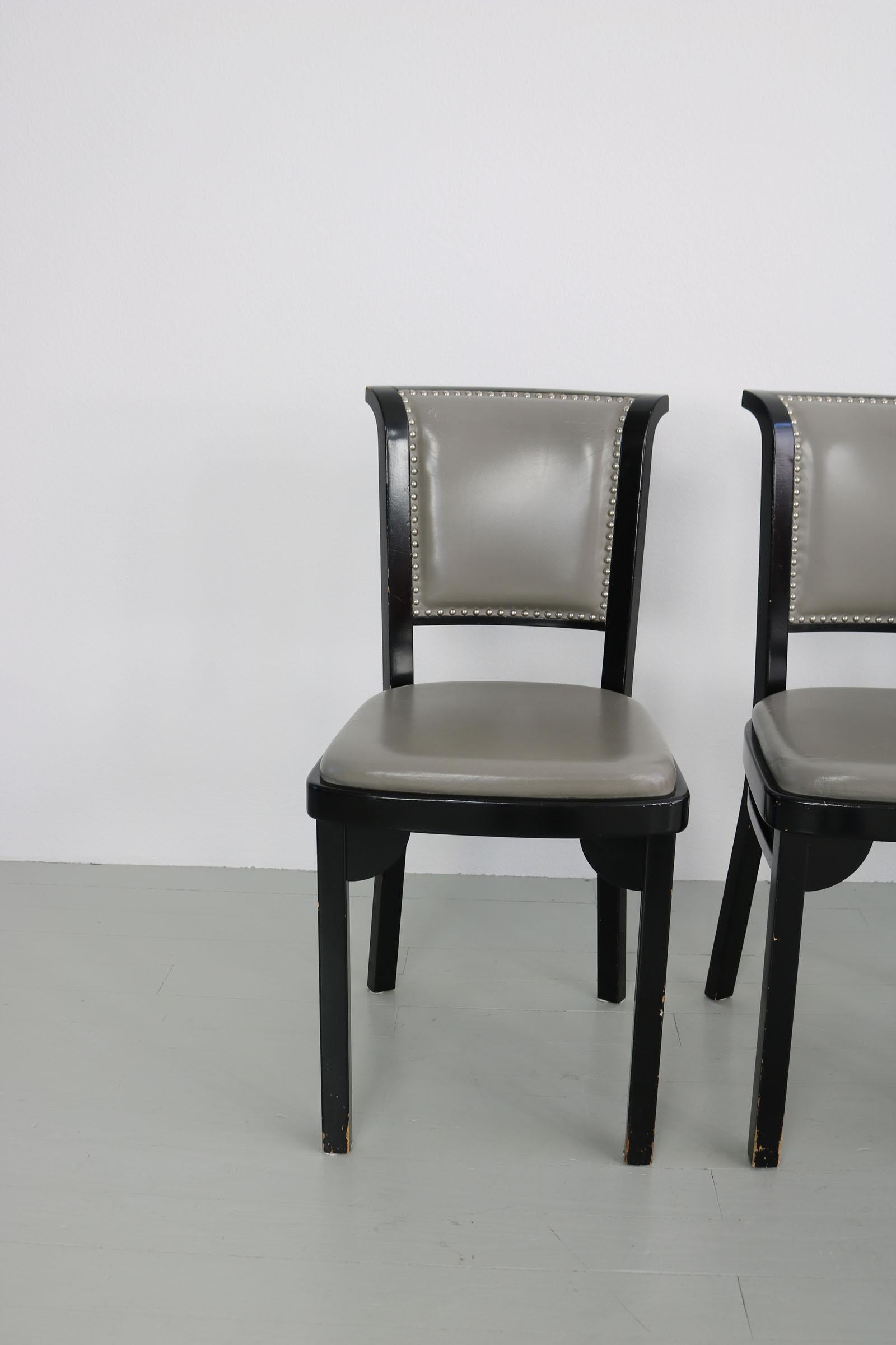 Set of Five Chairs by Thonet, Vienna For Sale 4