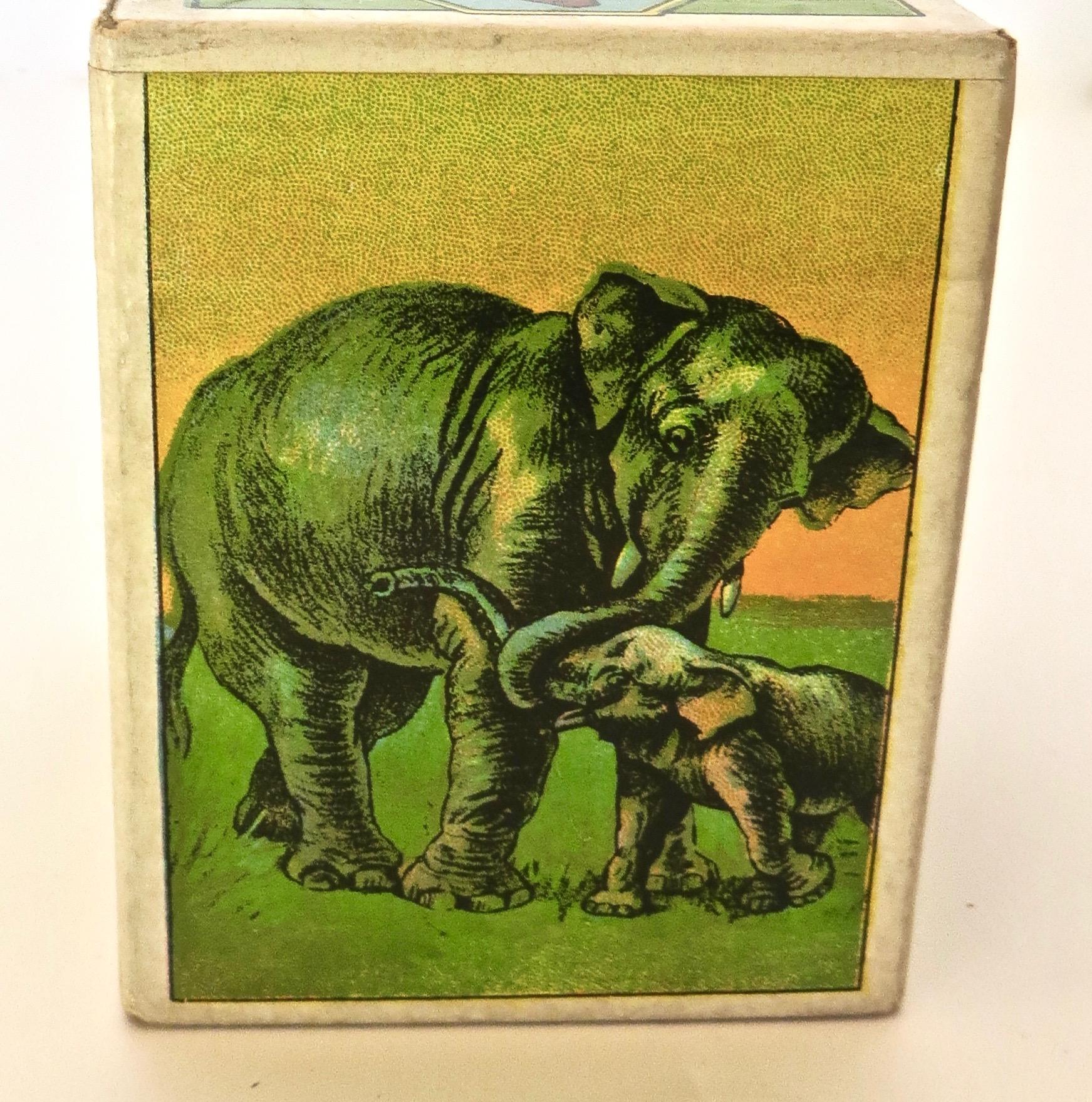 Set of Five Children's Lithographed Alphabet Nesting Blocks, American Circa 1915 For Sale 2