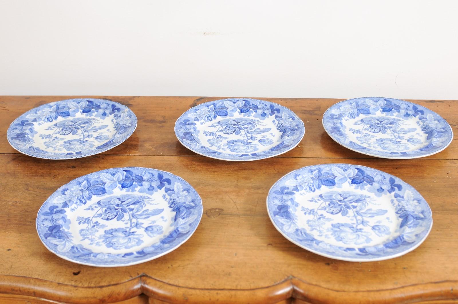 Five English 19th Century Blue and White Porcelain Plates with Floral Pattern 10