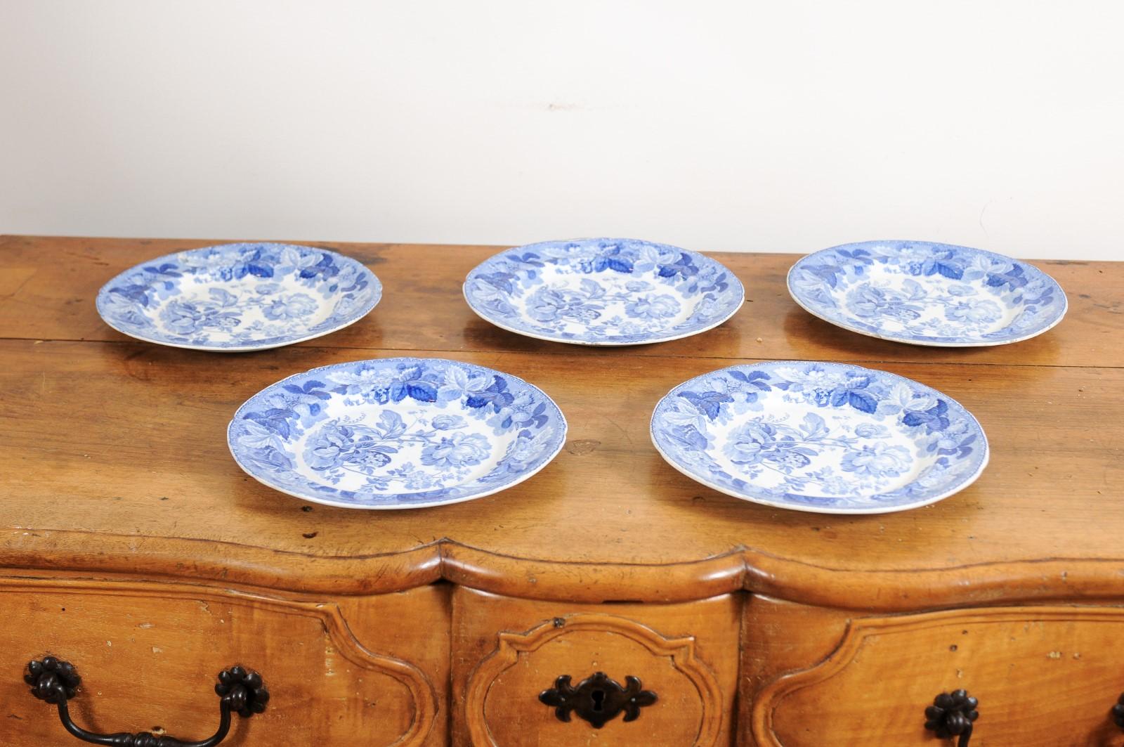 Five English 19th Century Blue and White Porcelain Plates with Floral Pattern 11