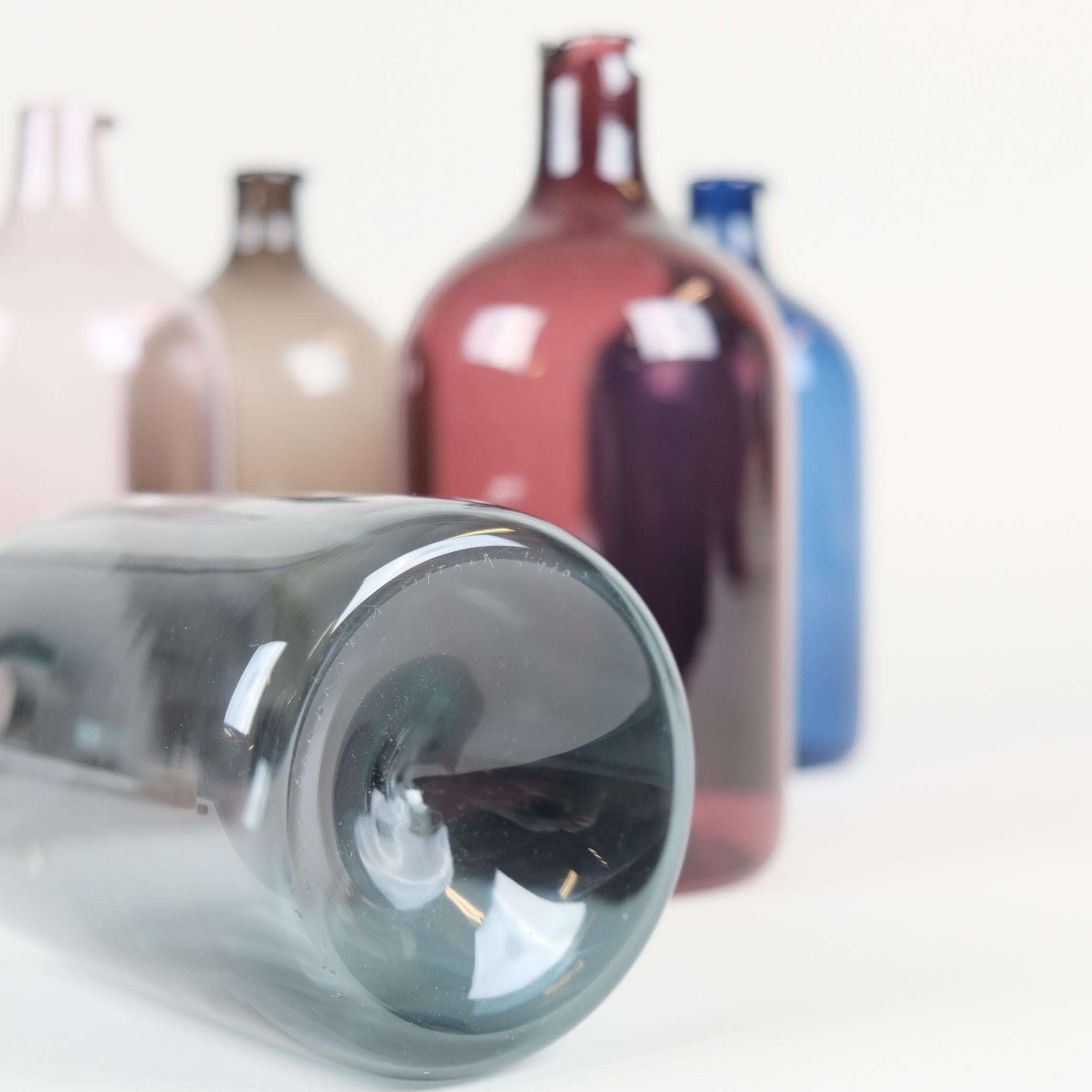 Blown Glass Set of Five Colourful Timo Sarpaneva Bird Bottles for Iittala 1950s For Sale