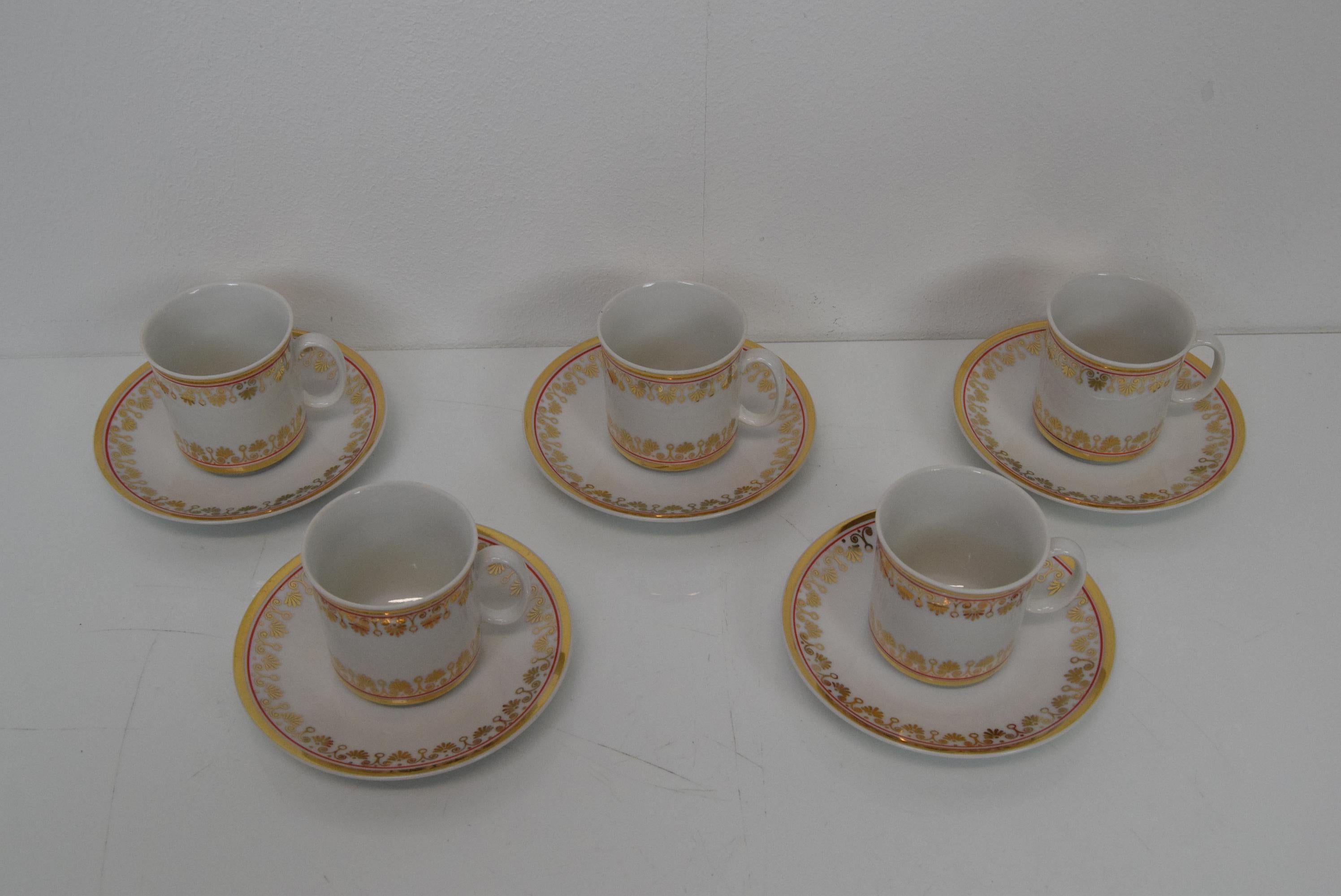 Art Deco Set of Five Cups and Saucers by Company Epiag, circa 1920's For Sale