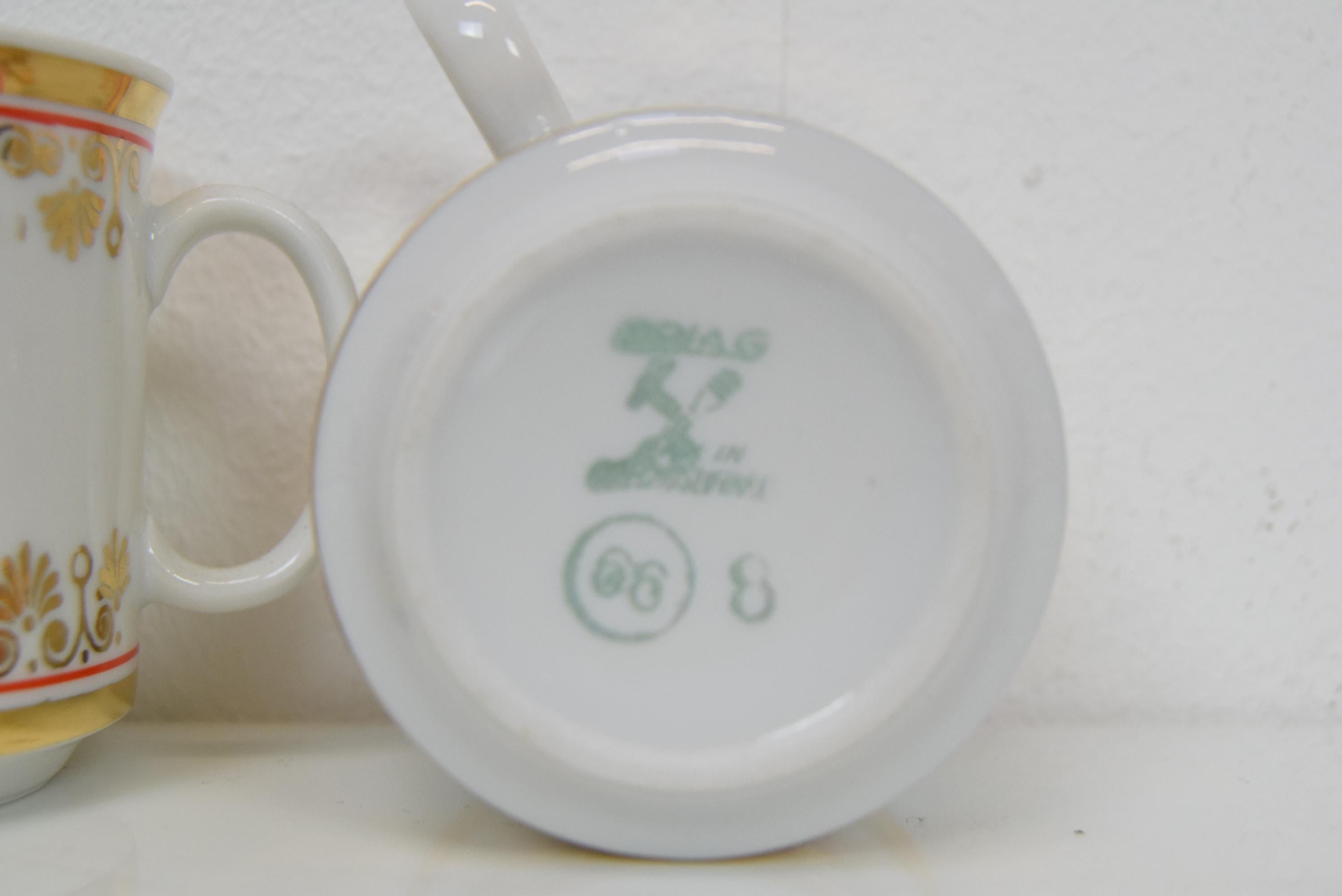 Juego de cinco tazas y platillos de la empresa Epiag, hacia 1920 en venta 2