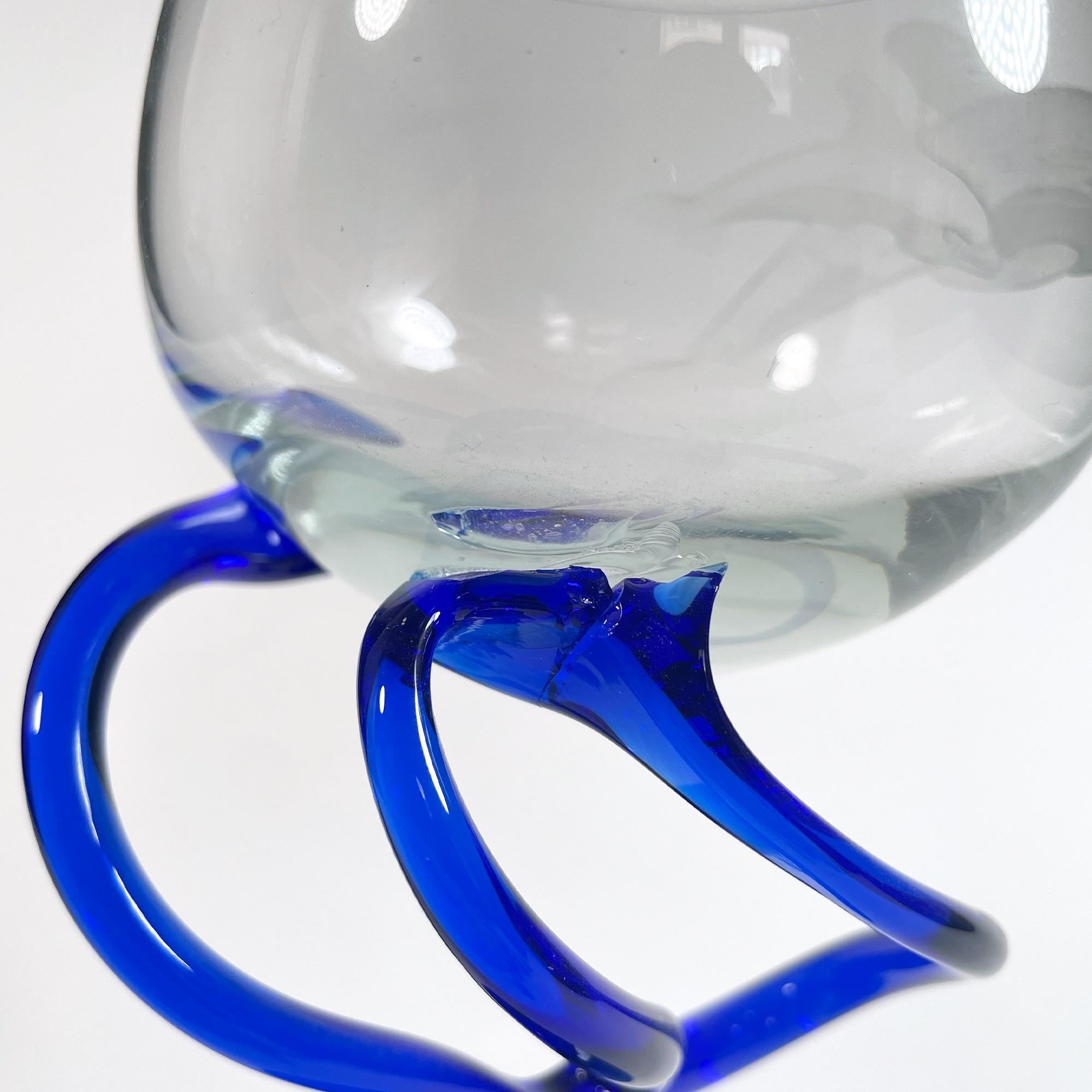 20th Century Set of Five Curved Hand-Engraved Dolphin Motif Murano Wine Glasses – Size L For Sale