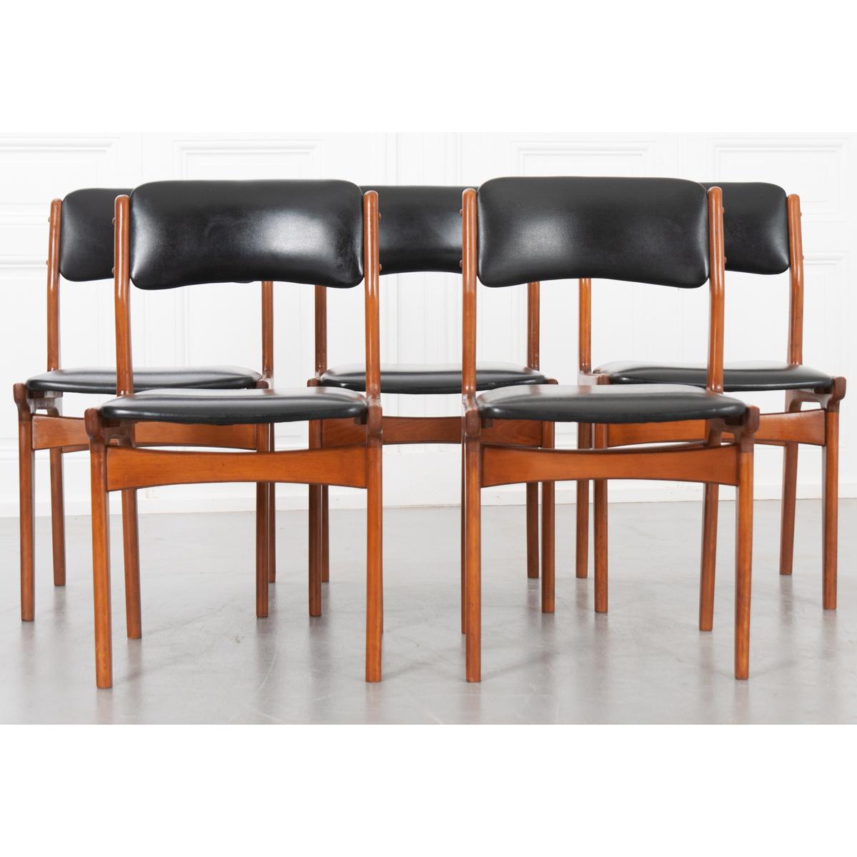 Set of Five Danish Mid-Century Modern Chairs 4