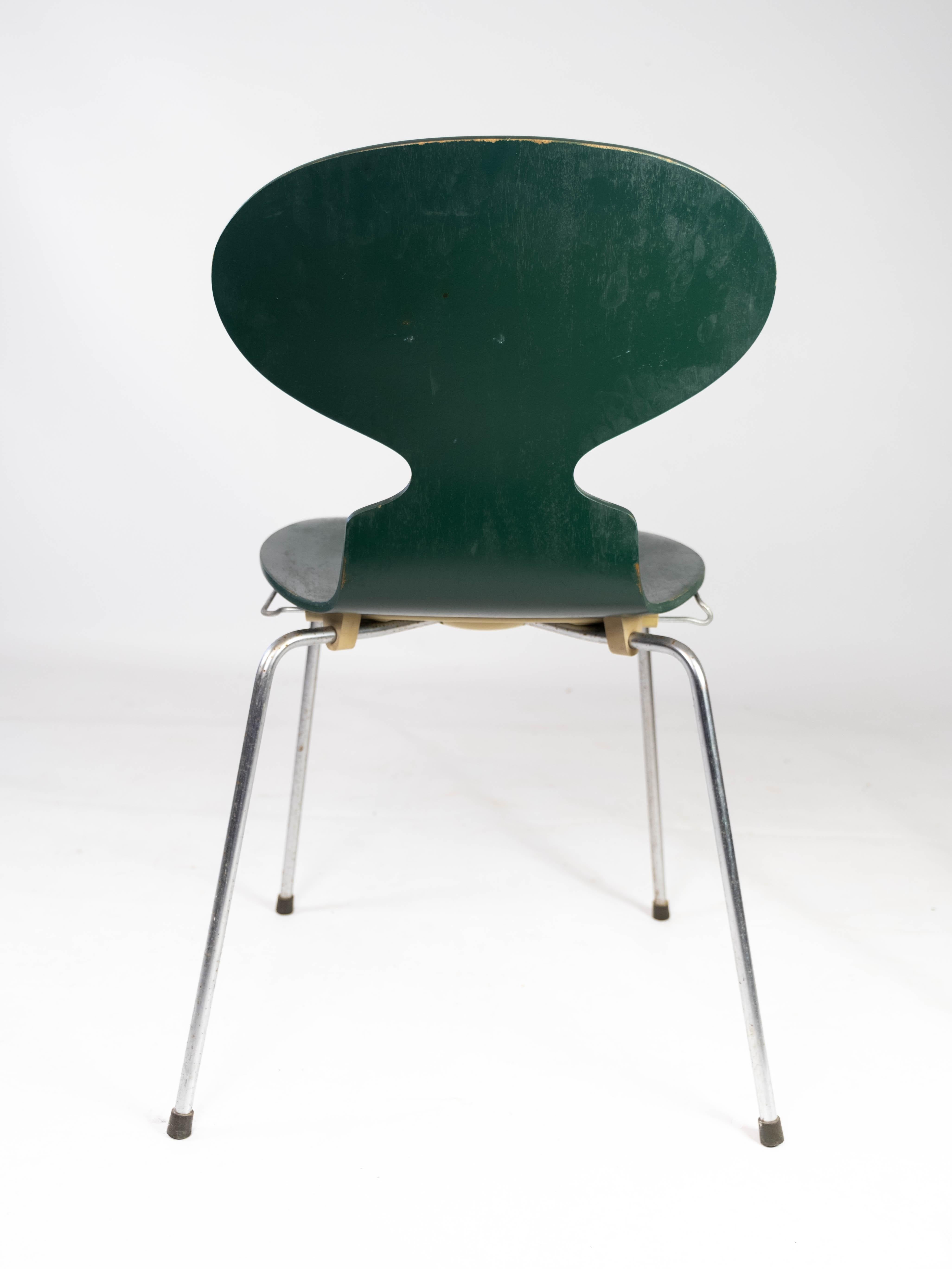 Set of Five Dark Green Ant Chairs, Model 3101, Designed by Arne Jacobsen, 1960s 4