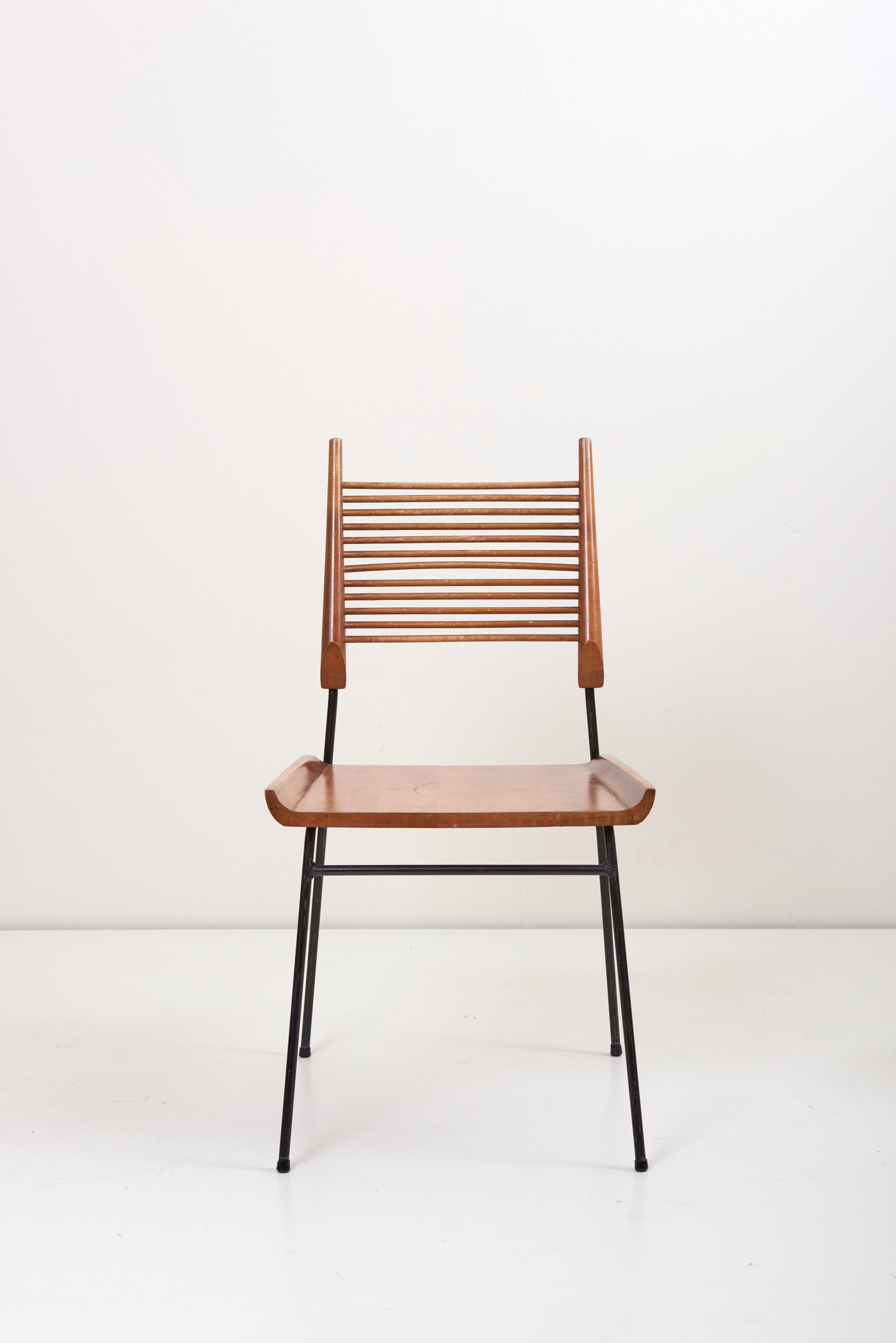 Mid-Century Modern Ensemble de cinq chaises différentes Paul McCobb Planner Group pour Winchendon en vente