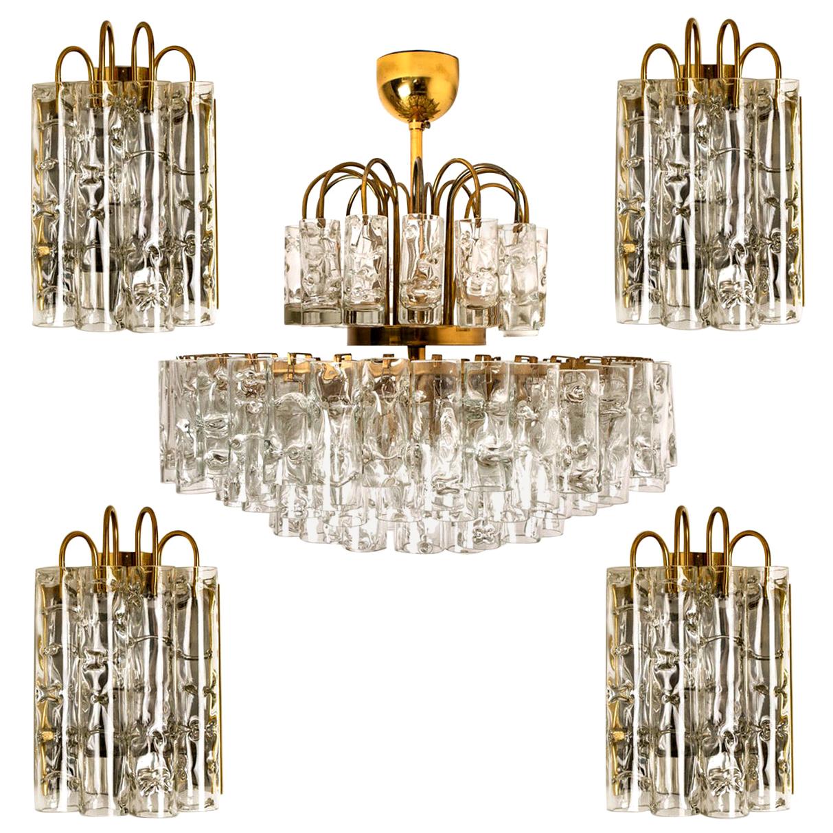 Set of Five Doria Brass Light Fixtures, 4 Wall Lights and 1 Chandelier, 1960 Set of Five Doria Brass Light Fixtures, 4 Wall Lights and 1 Chandelier, 1960