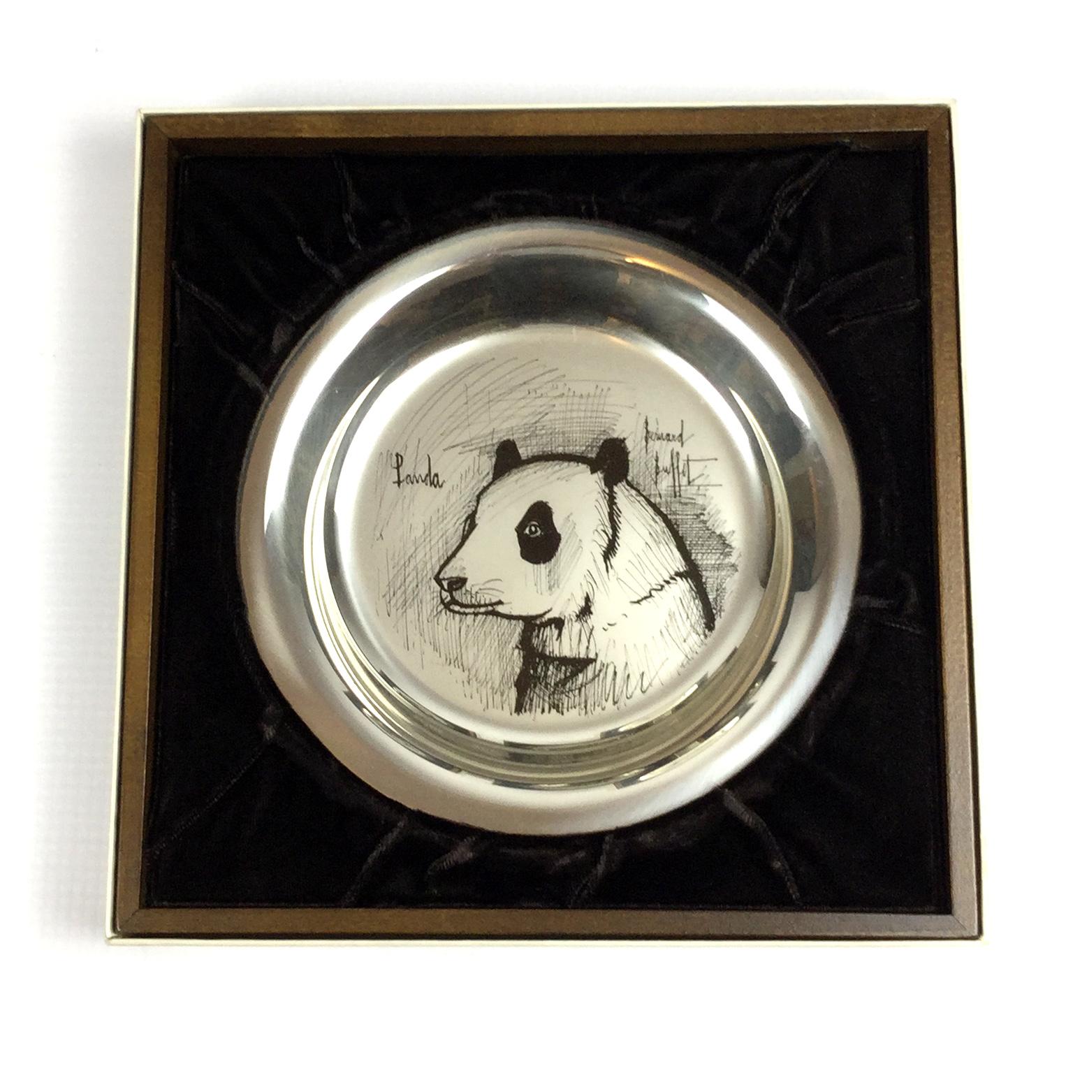 Mid-Century Modern Set of Five Engraved English Silver Decorative Plates by Bernard Buffet For Sale