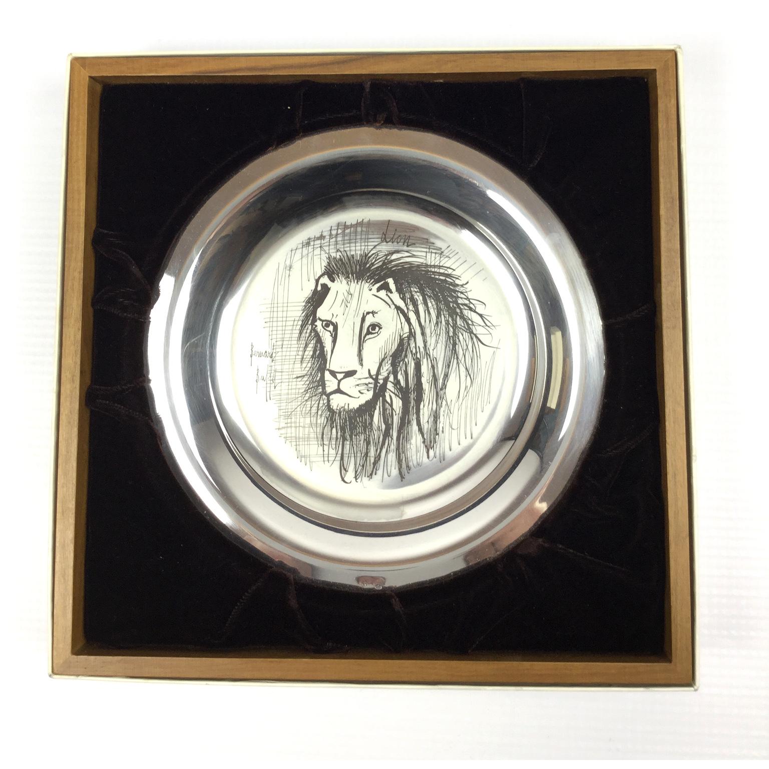 French Set of Five Engraved English Silver Decorative Plates by Bernard Buffet For Sale