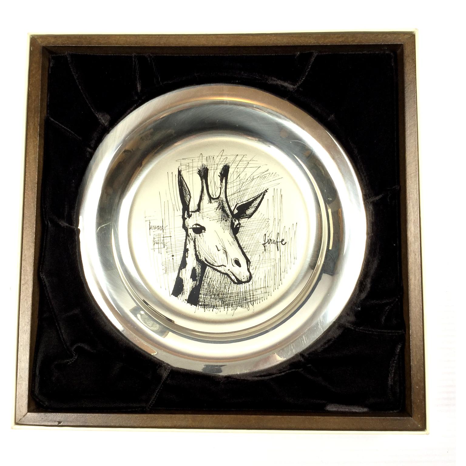 Late 20th Century Set of Five Engraved English Silver Decorative Plates by Bernard Buffet For Sale