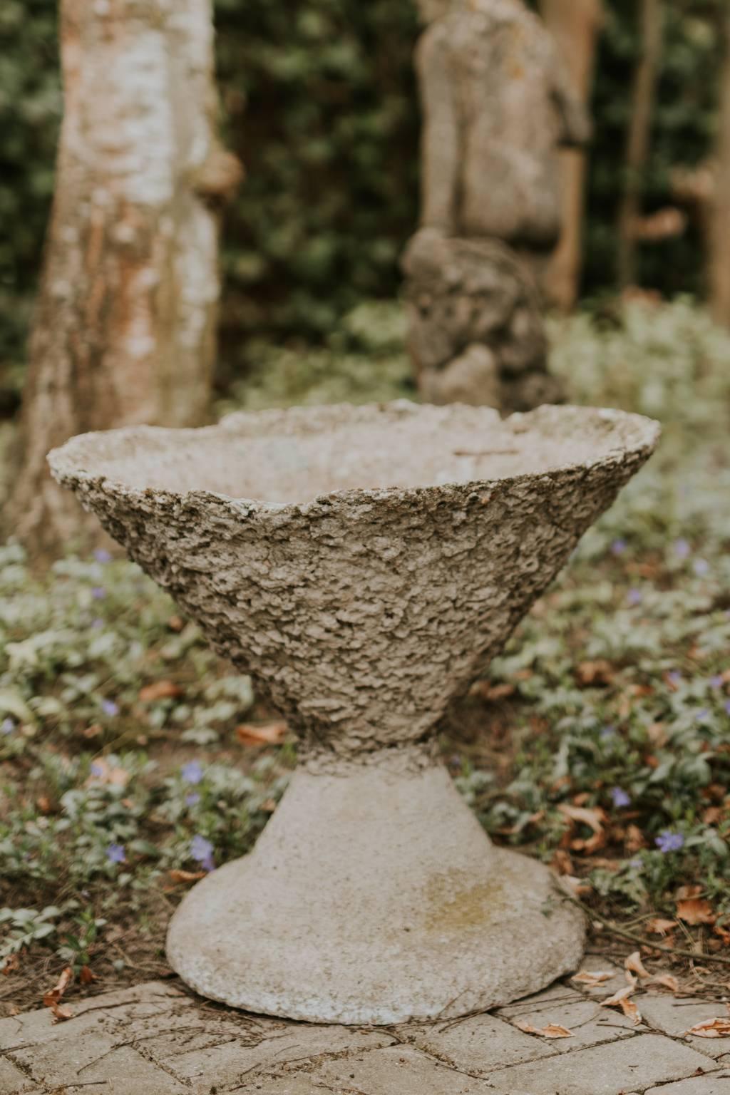 Set of Five Extra Large Concrete Planters or Jardinières im Zustand „Gut“ in Brecht, BE