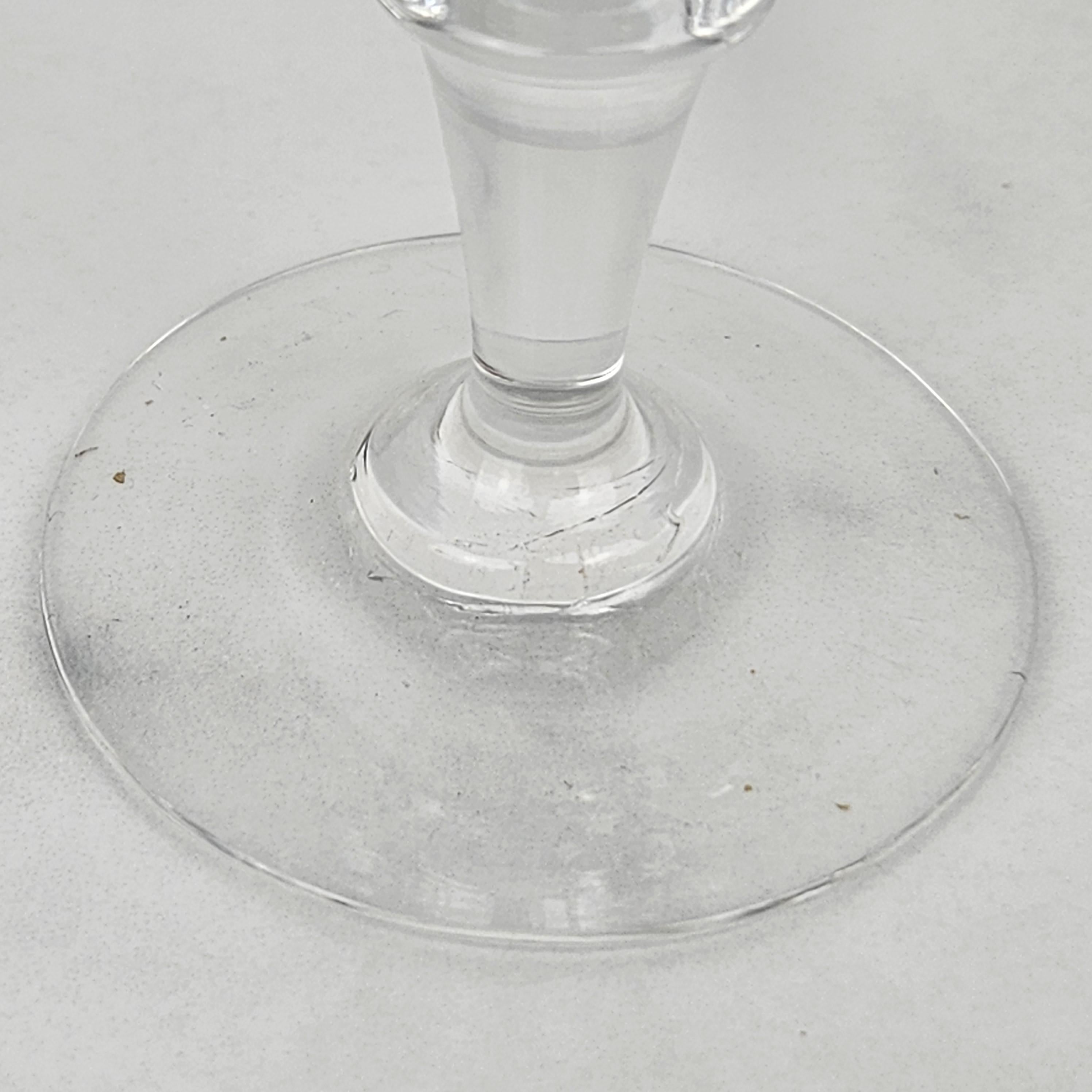 XIX secolo Set di cinque flûte da champagne francesi in vetro di cristallo, 1890 ca. 1890 in vendita