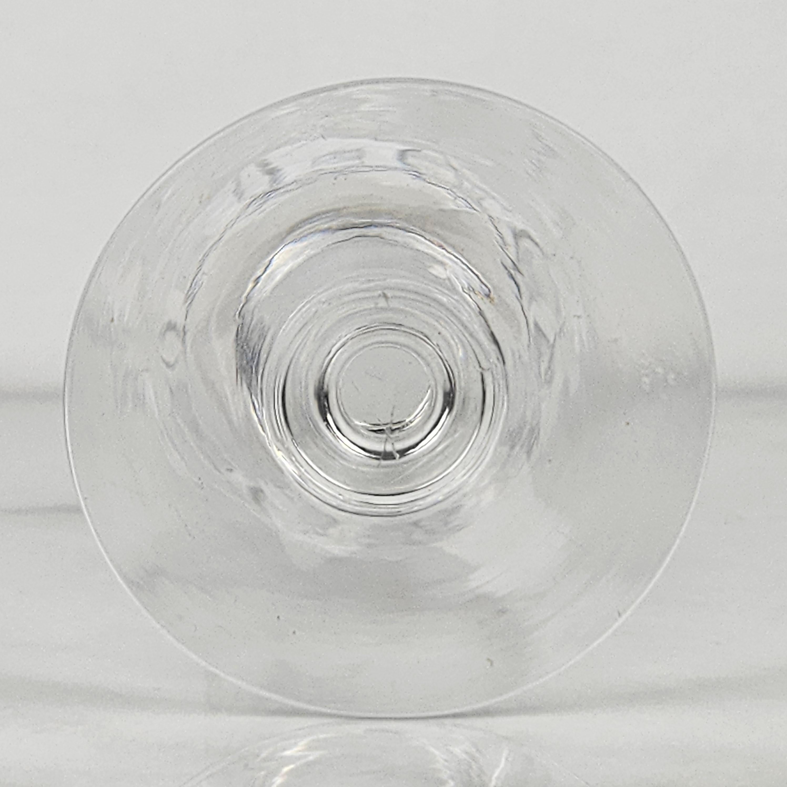 Cristallo Set di cinque flûte da champagne francesi in vetro di cristallo, 1890 ca. 1890 in vendita