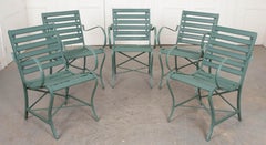 Ensemble de cinq chaises de jardin en métal et bois françaises du début du 20e siècle