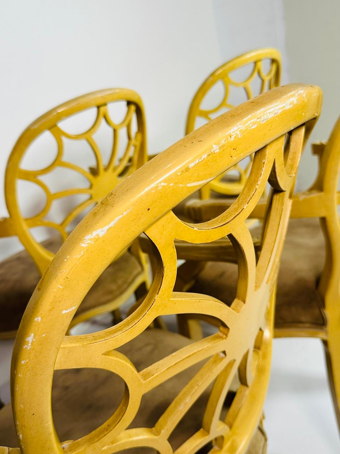 Satz von fünf Sesseln im Stil von George III mit Radrücken aus braunem Wildleder. im Angebot 9