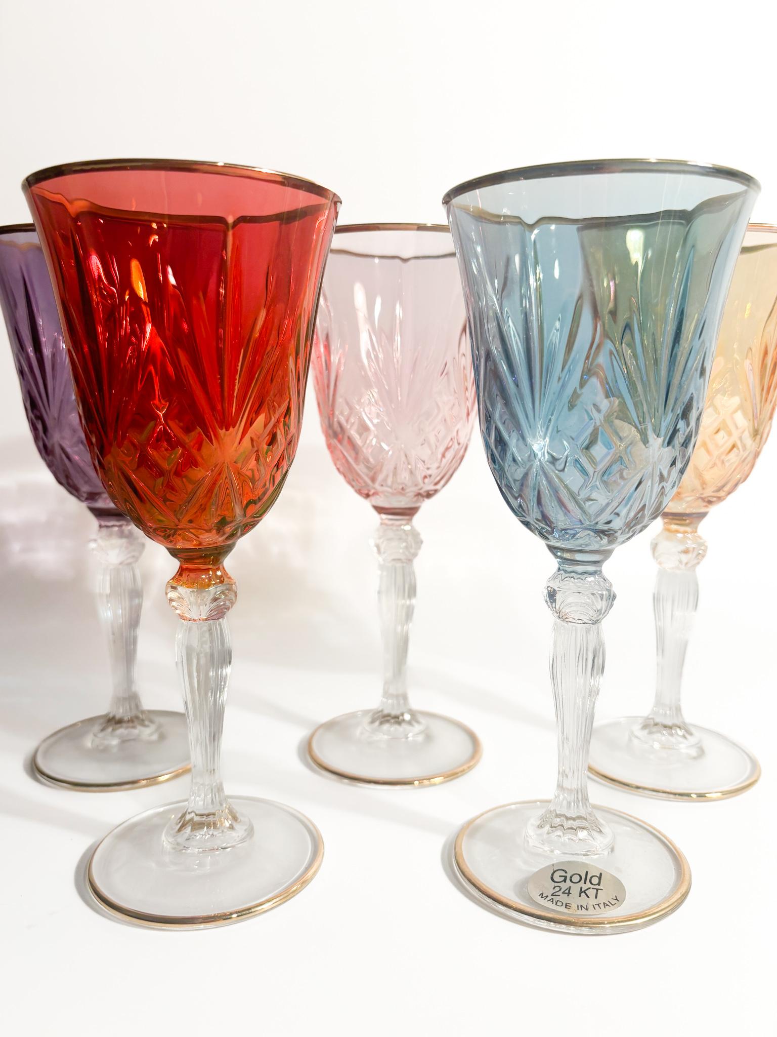 Set di cinque bicchieri in vetro di Murano e oro puro degli anni '80 in vendita 1