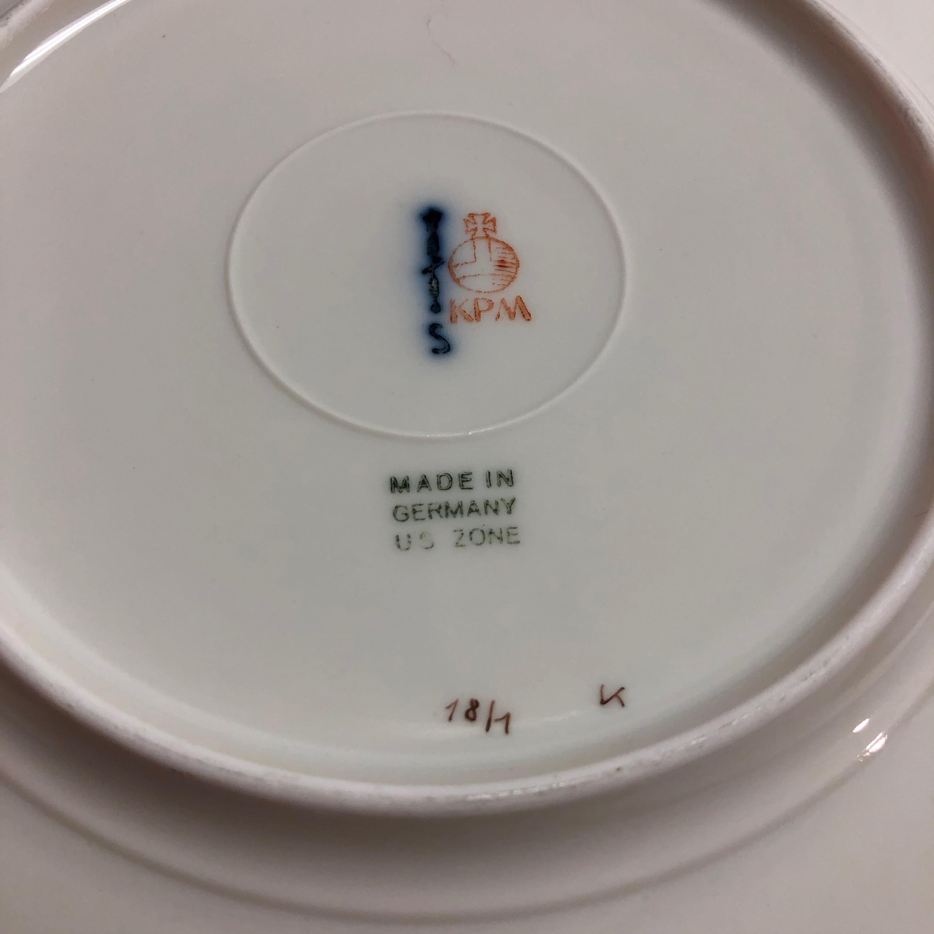 Set of Five Gray Royal KPM Arcadia Pattern Siren Plates In Good Condition In East Hampton, NY