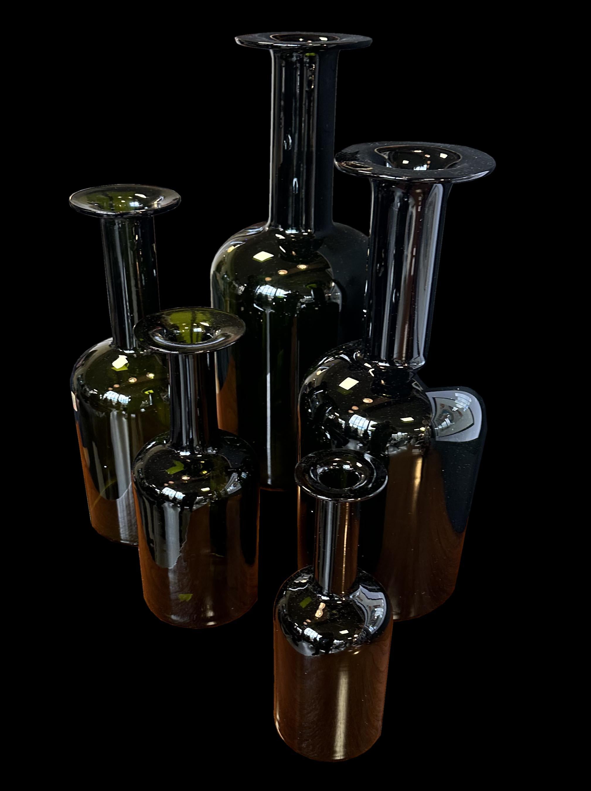 Mid-20th Century Set of Five 'Gulvase' by Otto Brauer for Holmegaard in Bottle Green For Sale