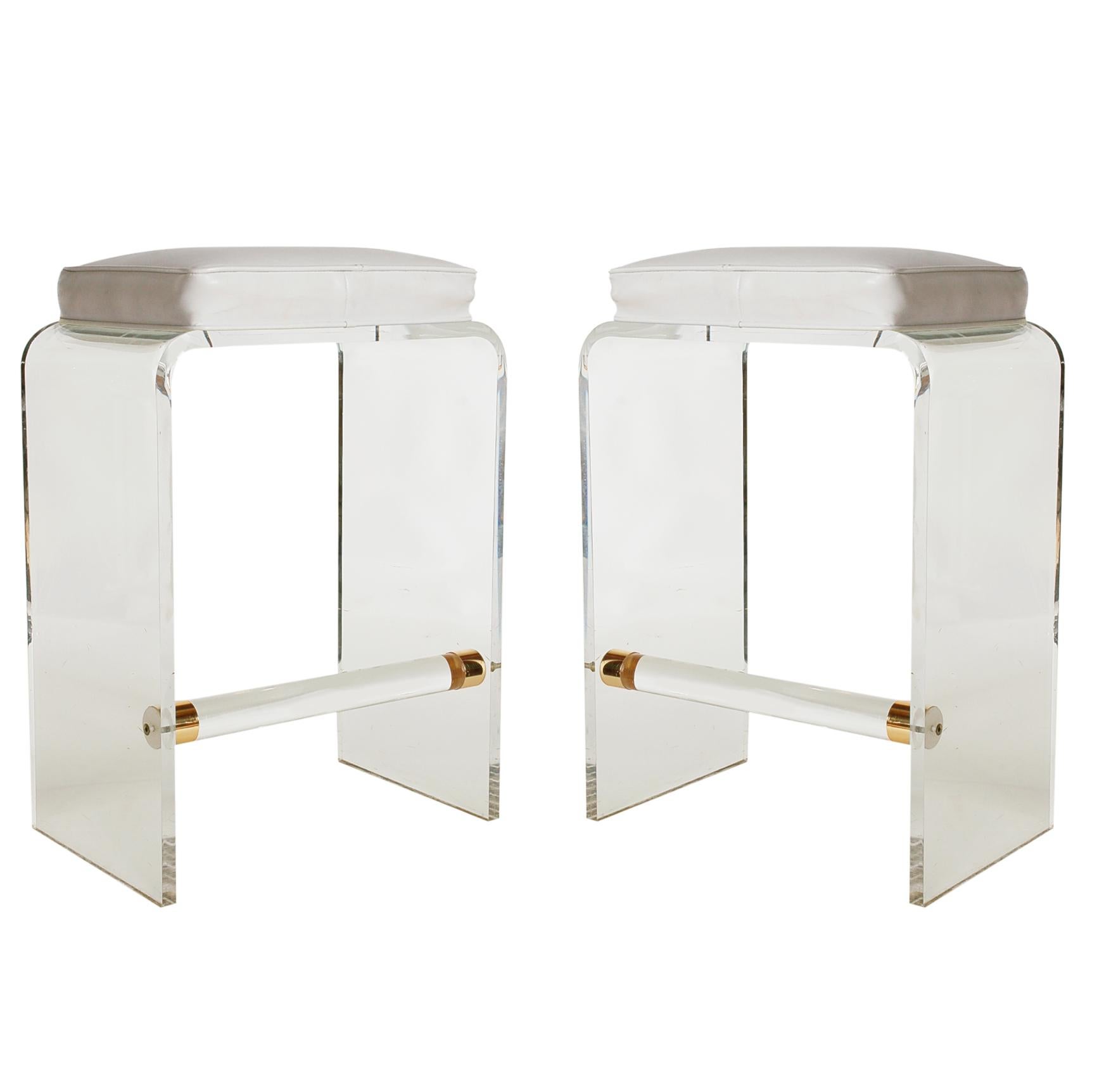Set of Five Hollywood Regency Acrylic Lucite & White Seat Bar or Counter Stools 4