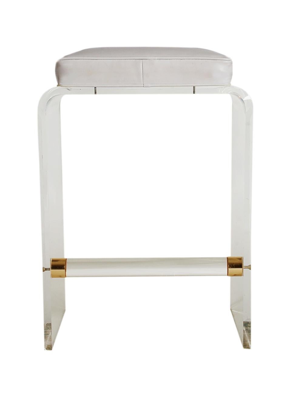 Late 20th Century Set of Five Hollywood Regency Acrylic Lucite & White Seat Bar or Counter Stools