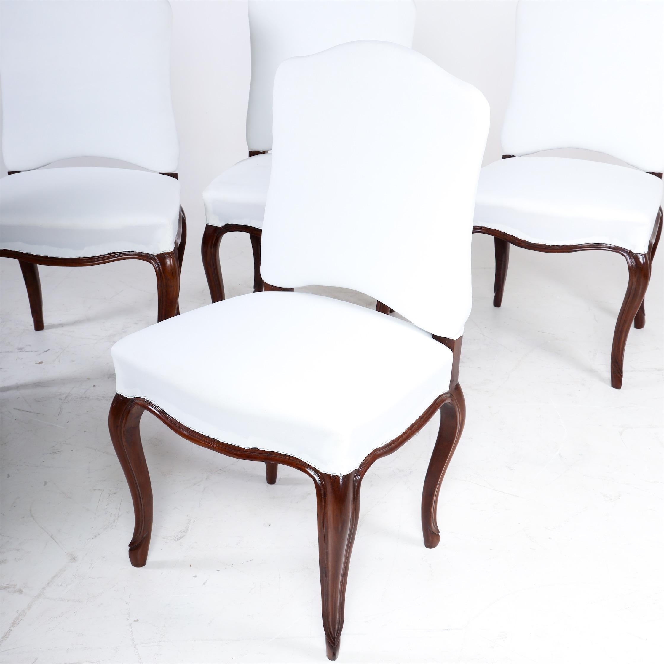 Walnut Set of Five Italian Baroque Chairs, 18th Century For Sale