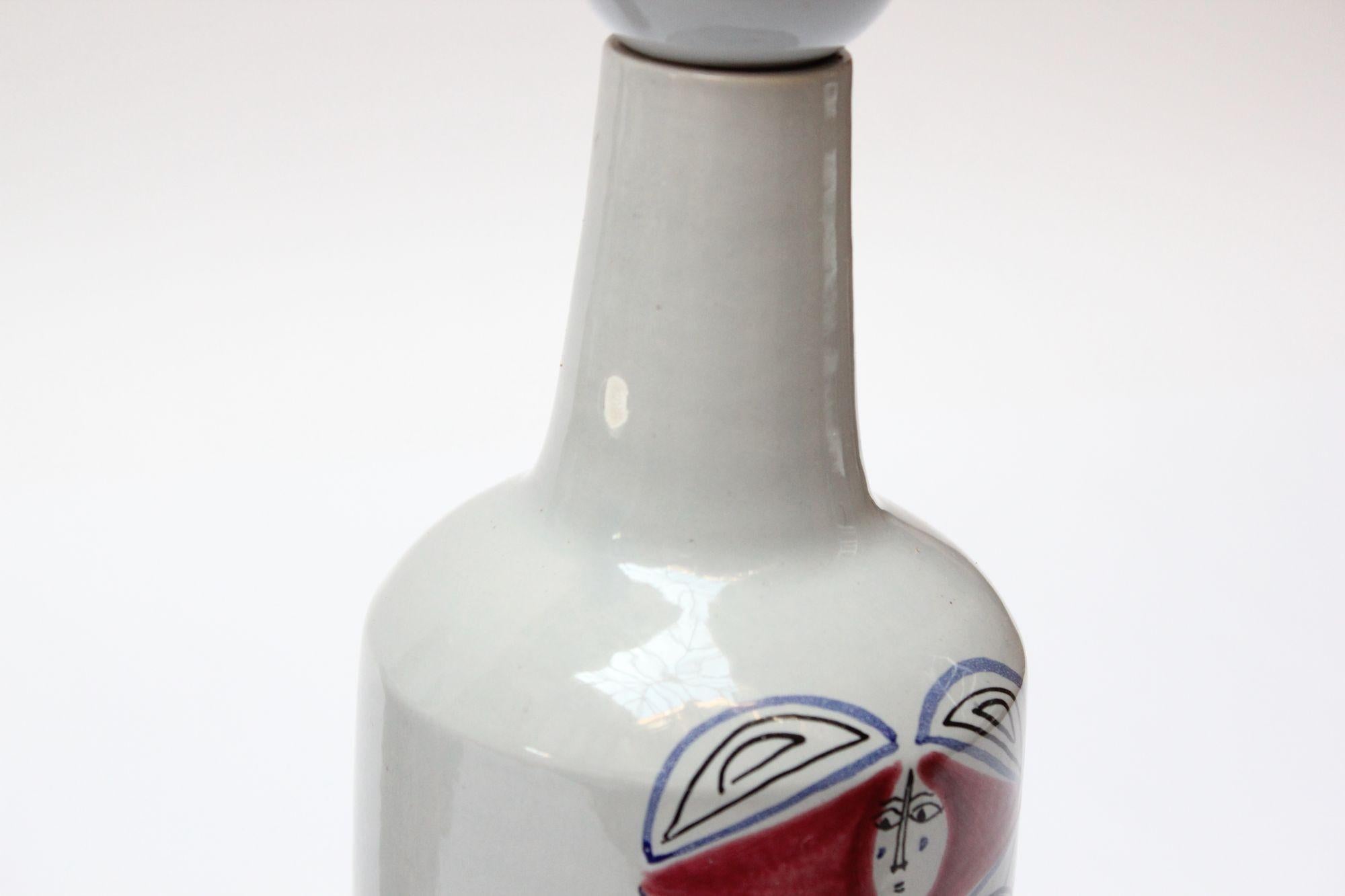 Set of Five Italian Modernist Ceramic Spirits Bottles by Raymor In Good Condition In Brooklyn, NY