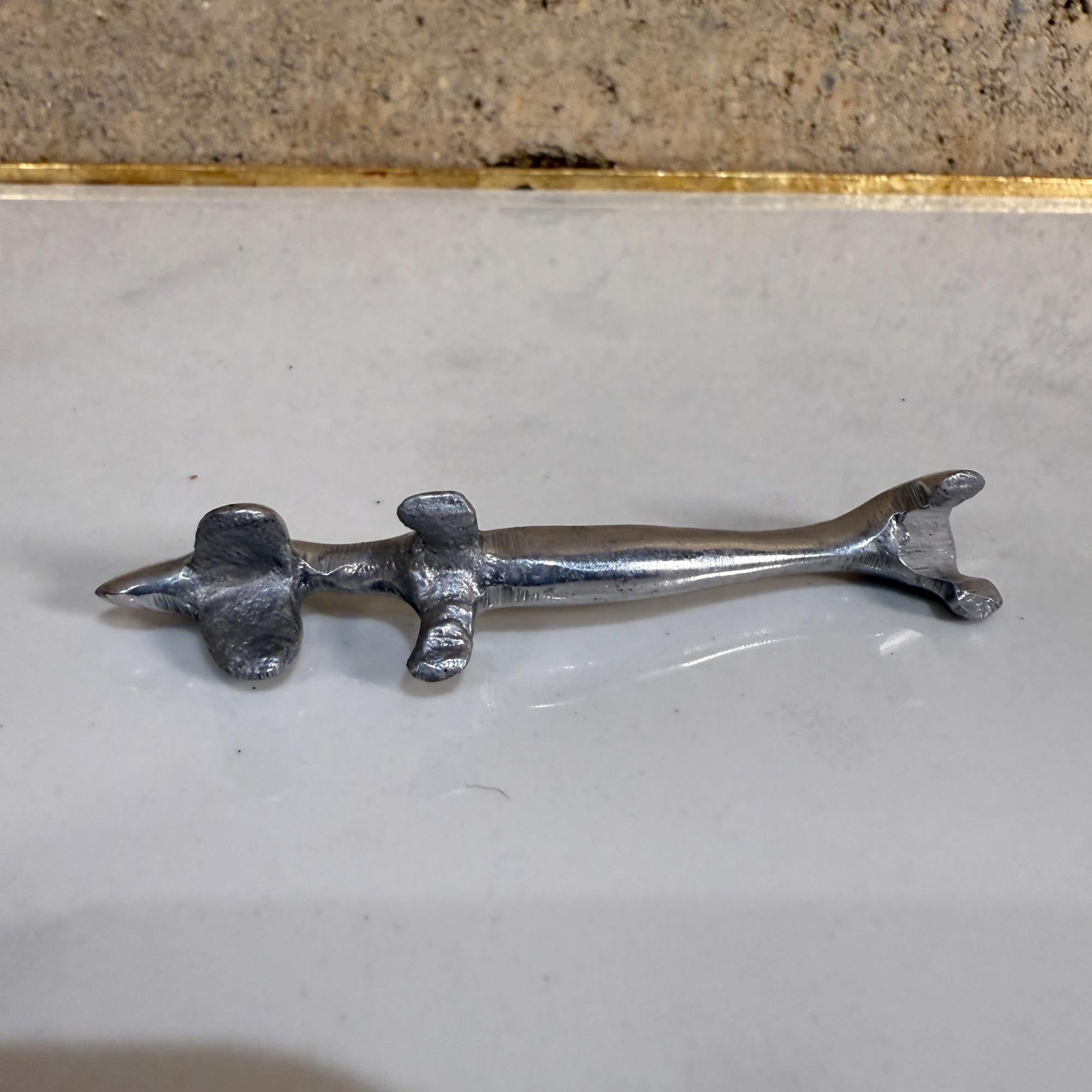 Milieu du XXe siècle Set of Five Italian Vintage Silver-Plated Dachshund Dog Knife Rest Mid-Century (Repose-couteau en forme de teckel) en vente