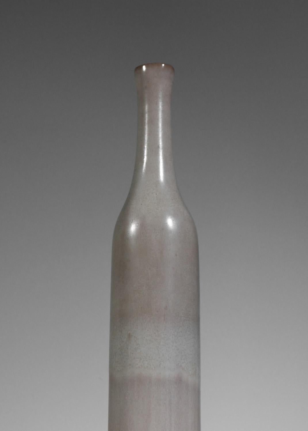 Satz von fünf Vasen aus grau-glasierter Keramik von Jacques und Danièle Ruelland  im Angebot 8