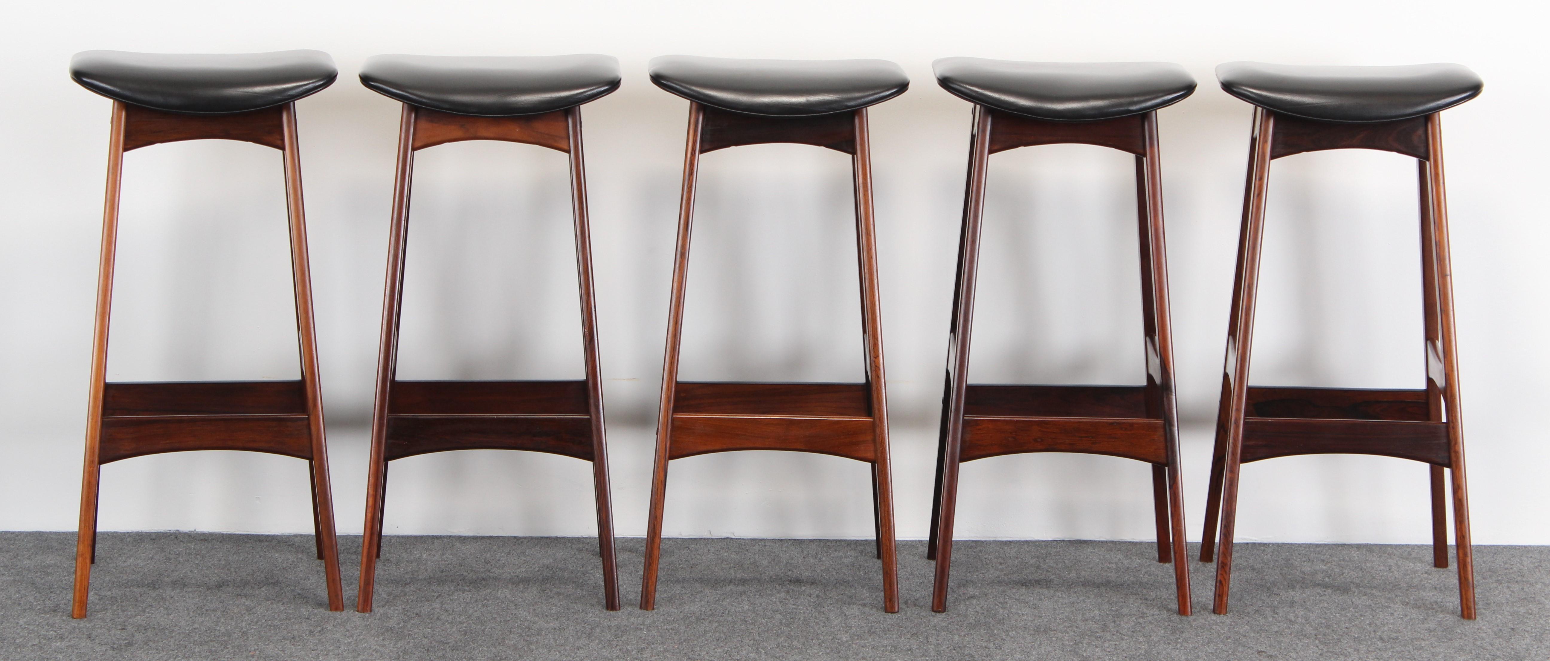 Set of Five Johannes Andersen Rosewood Bar Stools, 1960s In Good Condition In Hamburg, PA