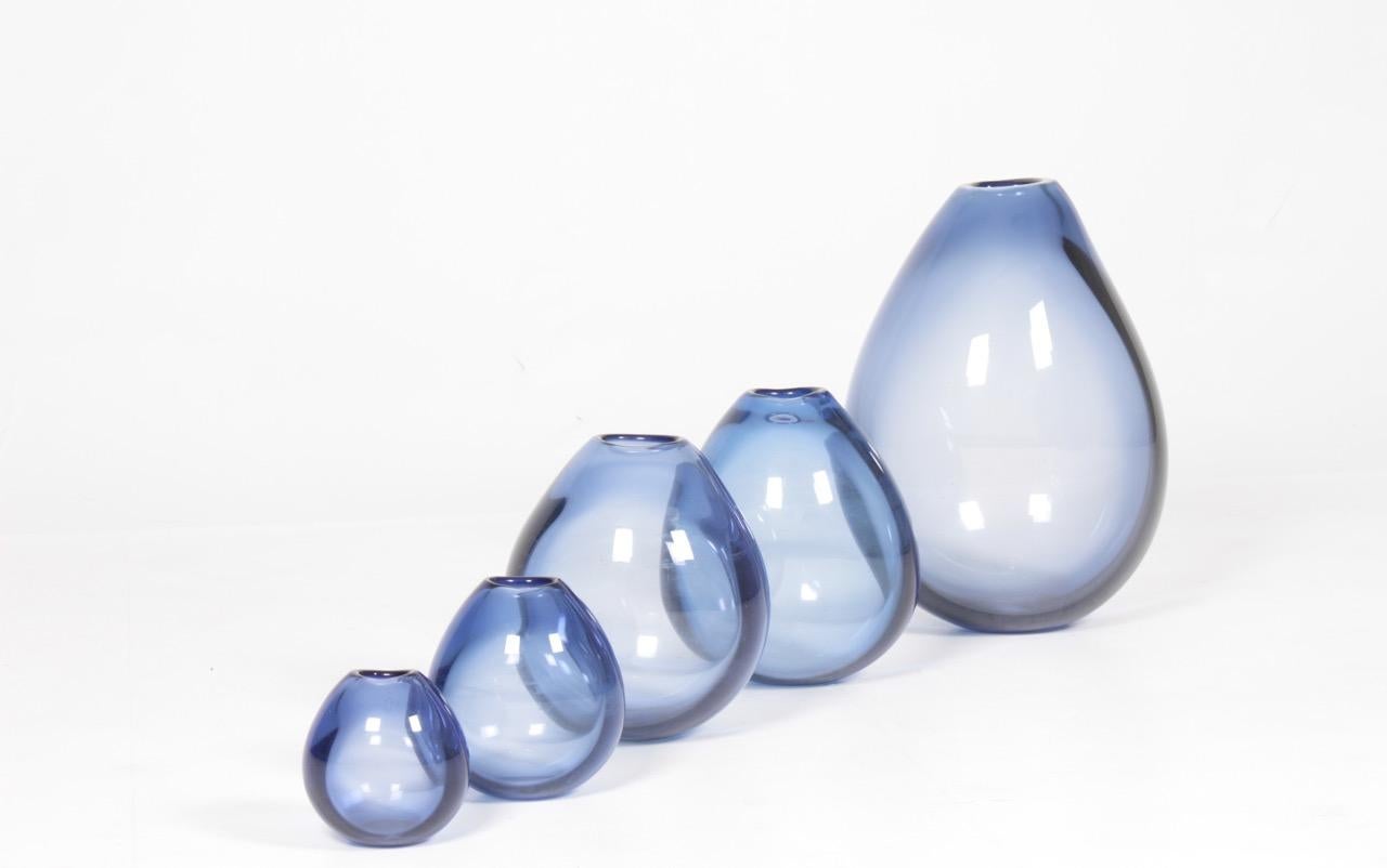 Set of Five Midcentury Drop Vases in Blue Glass by Per Lütken, 1950s In Good Condition In Lejre, DK