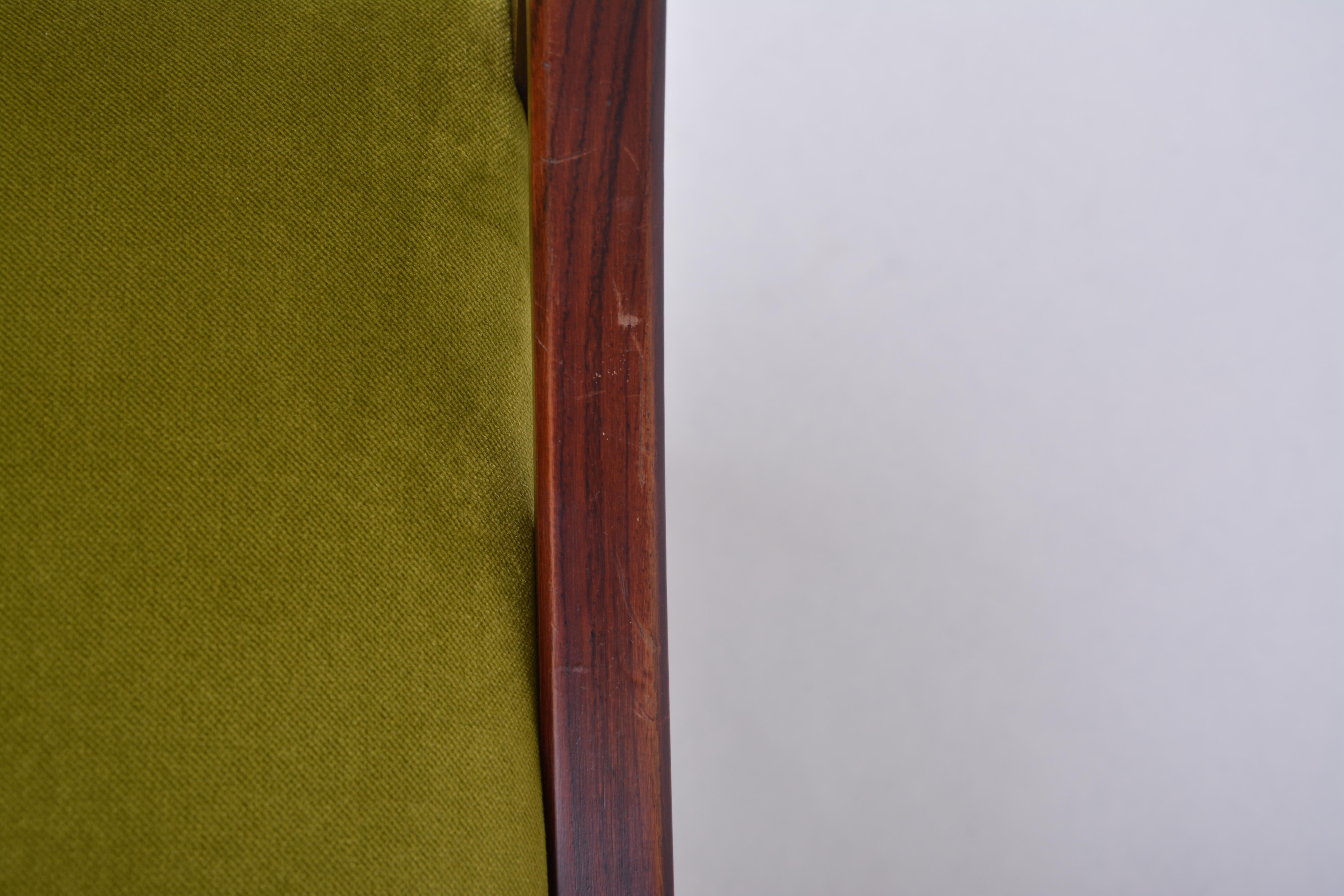 Satz von fünf grünen neu gepolsterten Esszimmerstühlen von Ico Parisi, Mid-Century Modern  im Angebot 13