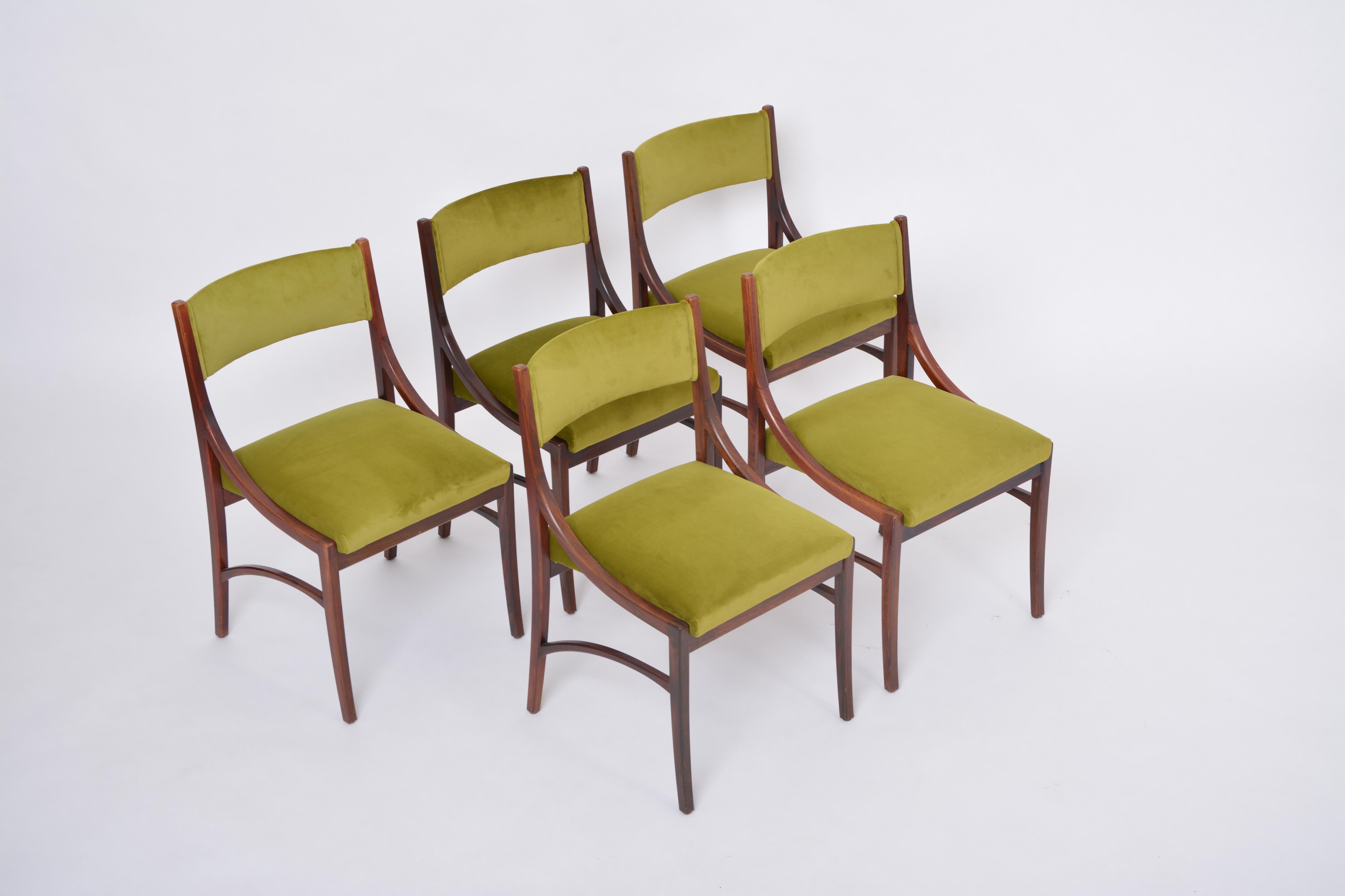 Italian Set of five Mid-Century Modern Green reupholstered Dining Chairs by Ico Parisi  For Sale