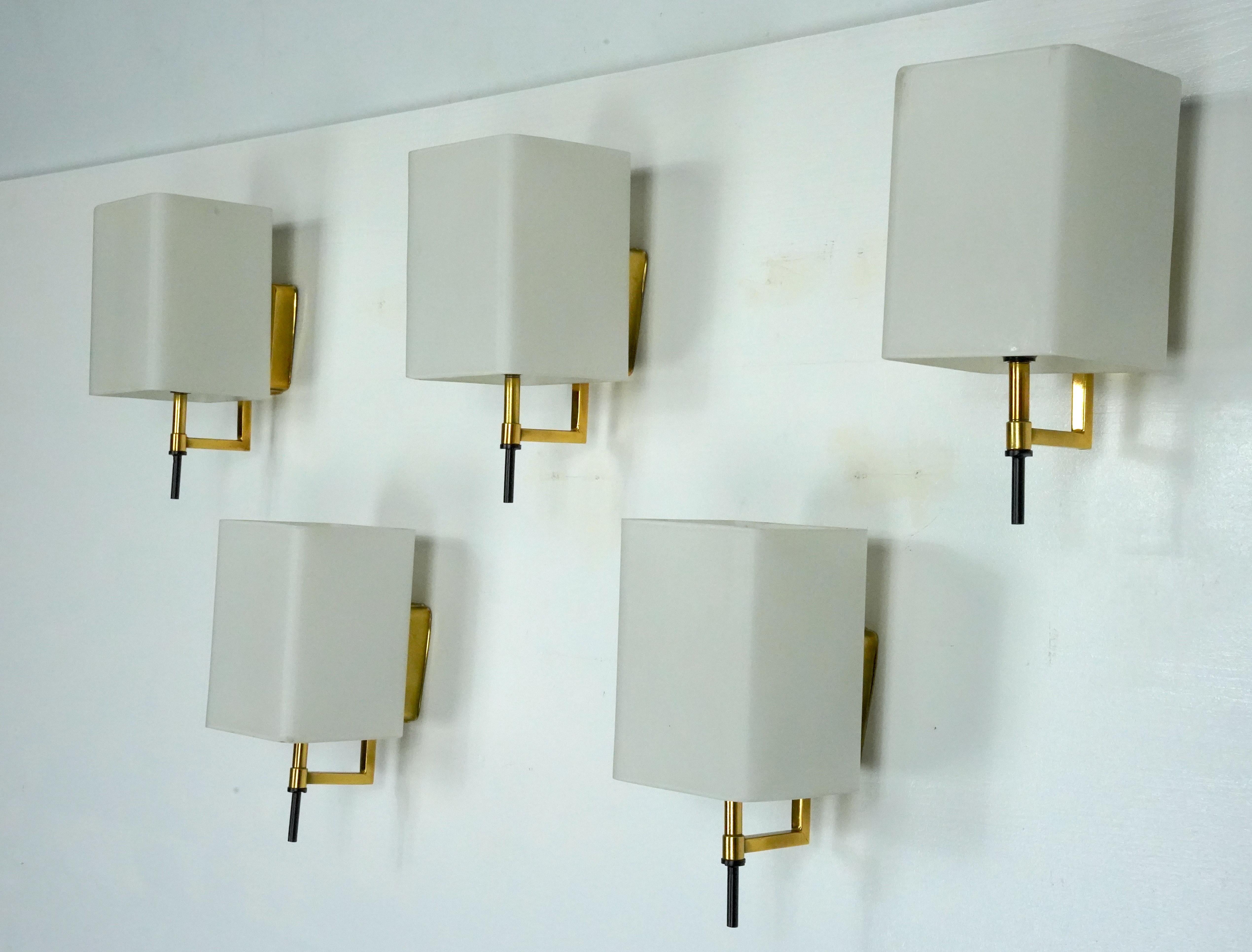 Set of five Mid-century sconces by Stilnovo. Italy 1950s For Sale 5