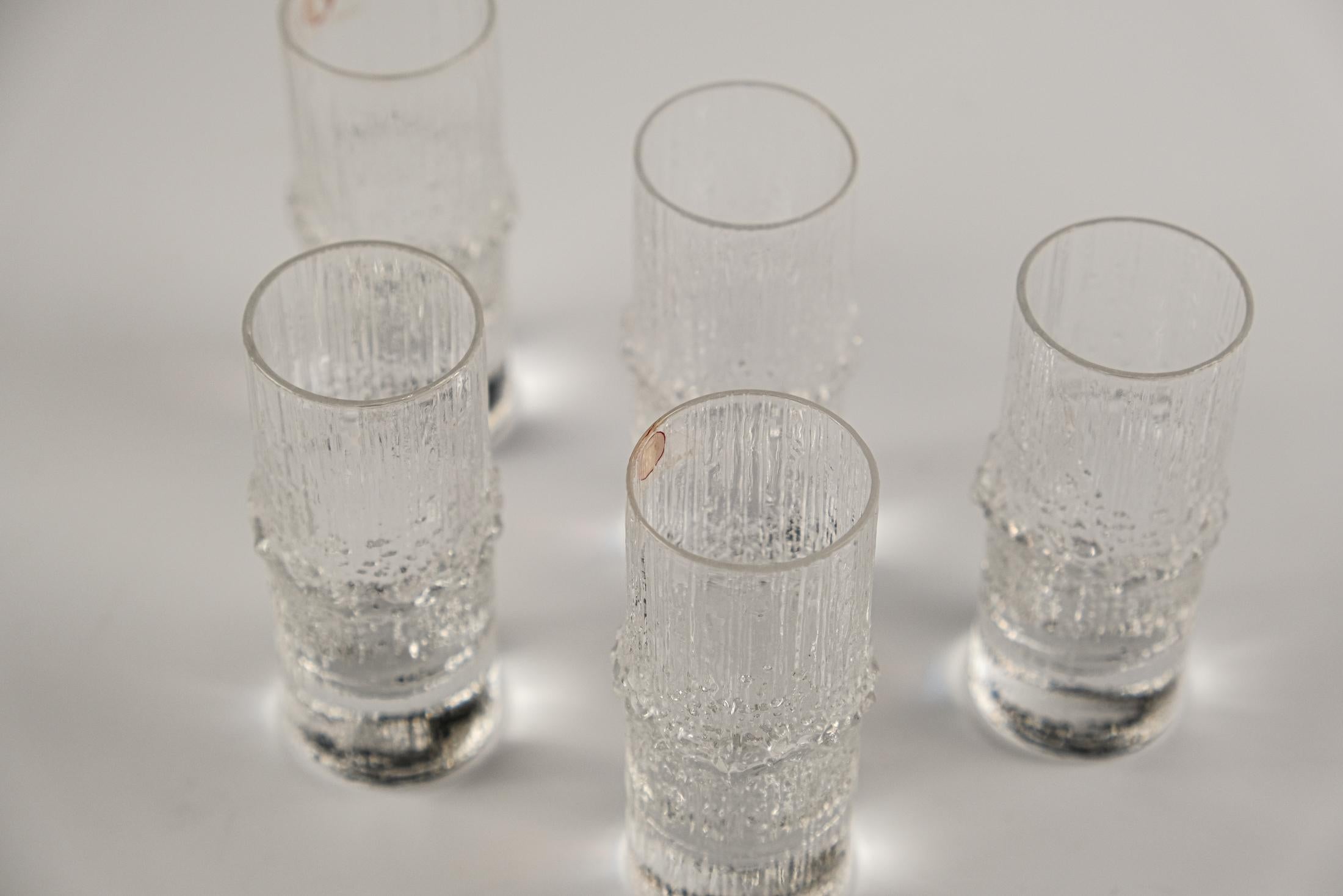 Ensemble de cinq verres à glace « Nina » de Tapio Wirkkala, datant du milieu du siècle dernier, pour Iittala, Finlande en vente 1