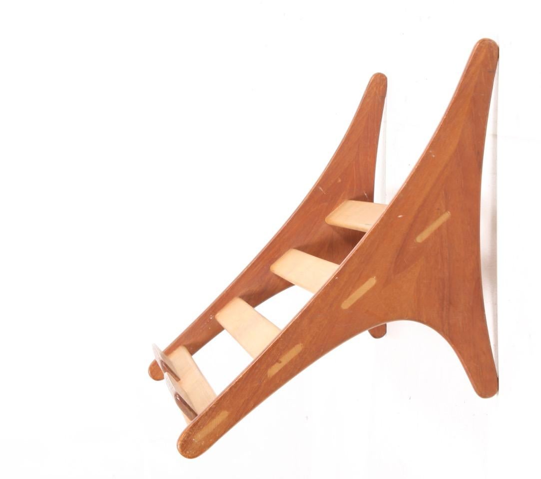 Set of Five Midcentury Wall Shelves in Teak & Beech, Designed by Børge Mogensen In Good Condition In Lejre, DK