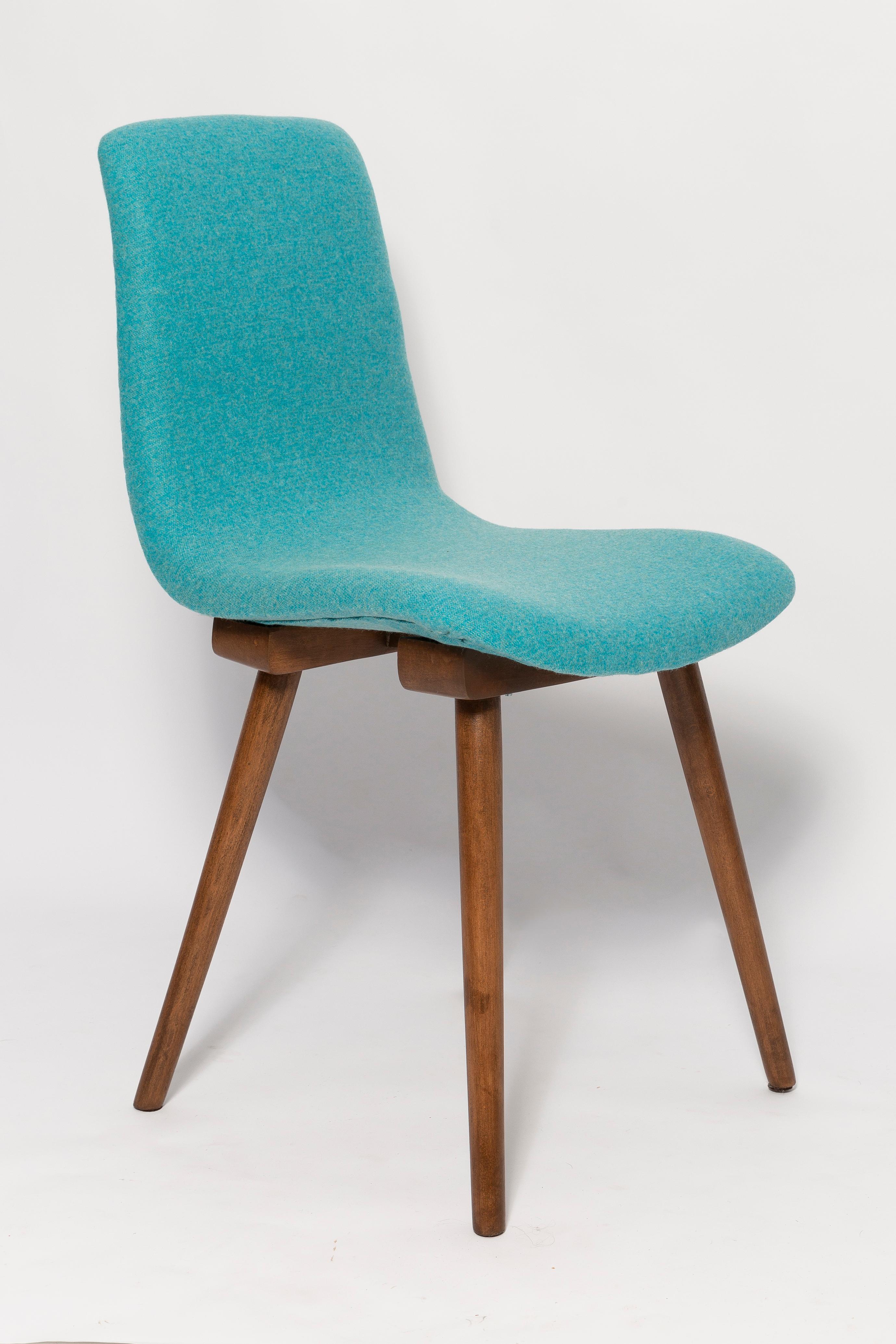 Set of Five Mid Century Wool Chairs, Rajmund Halas, Europe, 1960s In Excellent Condition For Sale In 05-080 Hornowek, PL
